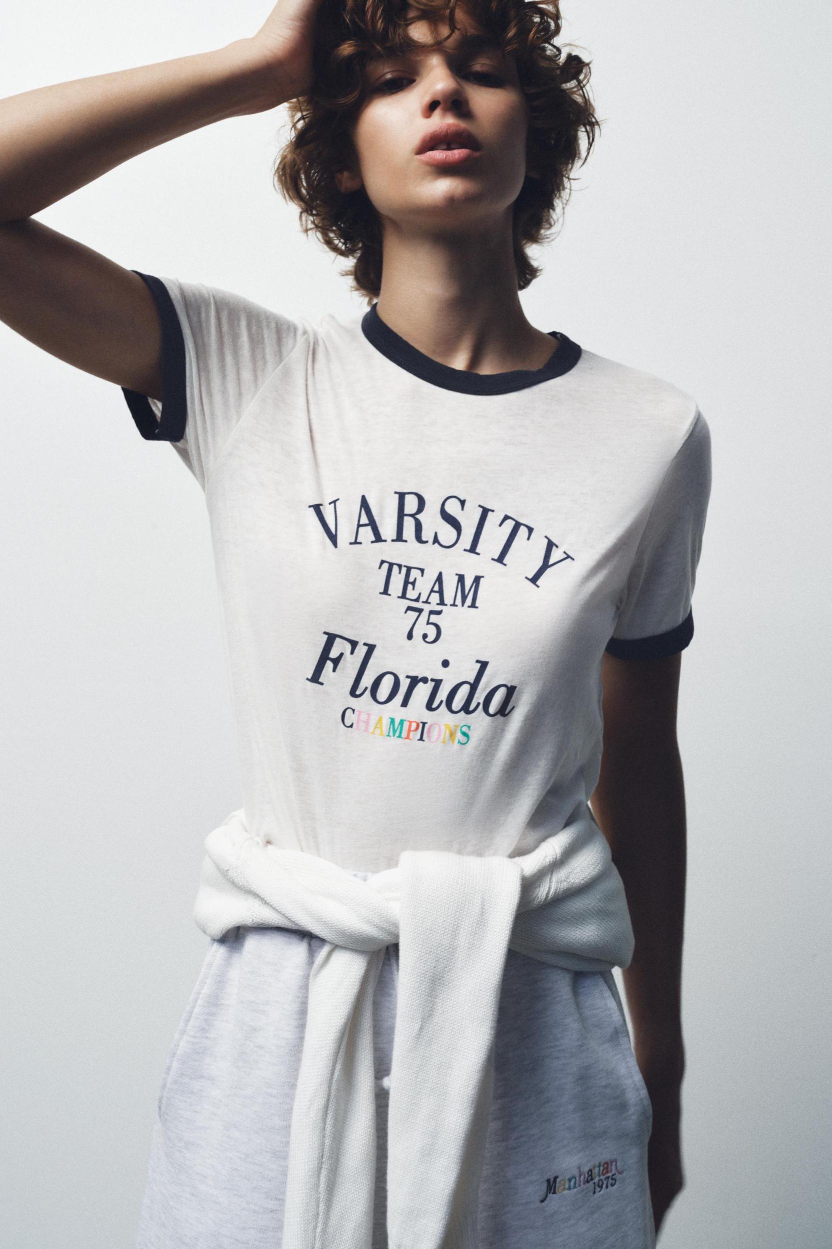 FLAMÉ TEXT T-SHIRT Product Image