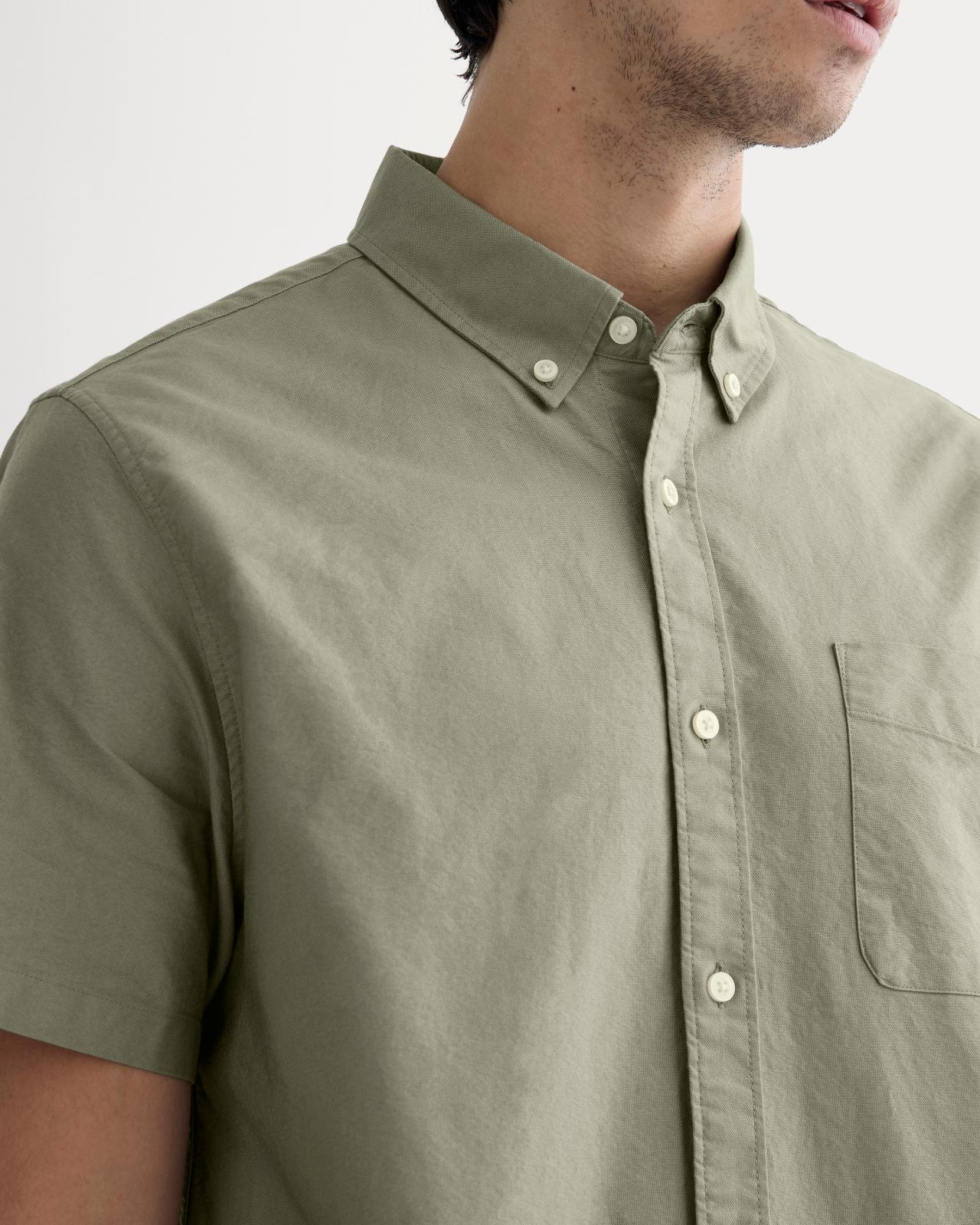 Mens Organic Short Sleeve Oxford Shirt by Everlane Product Image