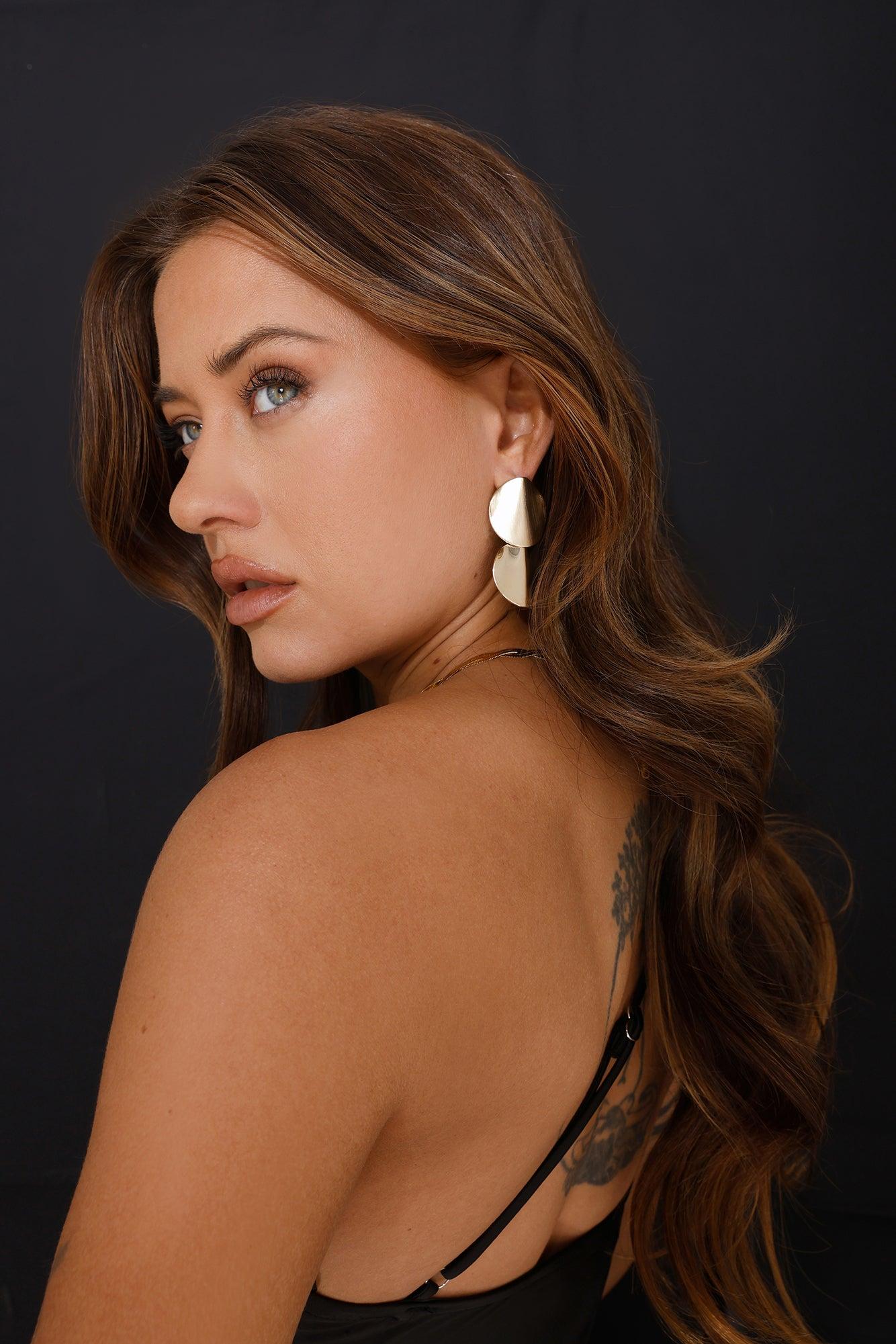 Luxe Moments Earrings Gold Product Image