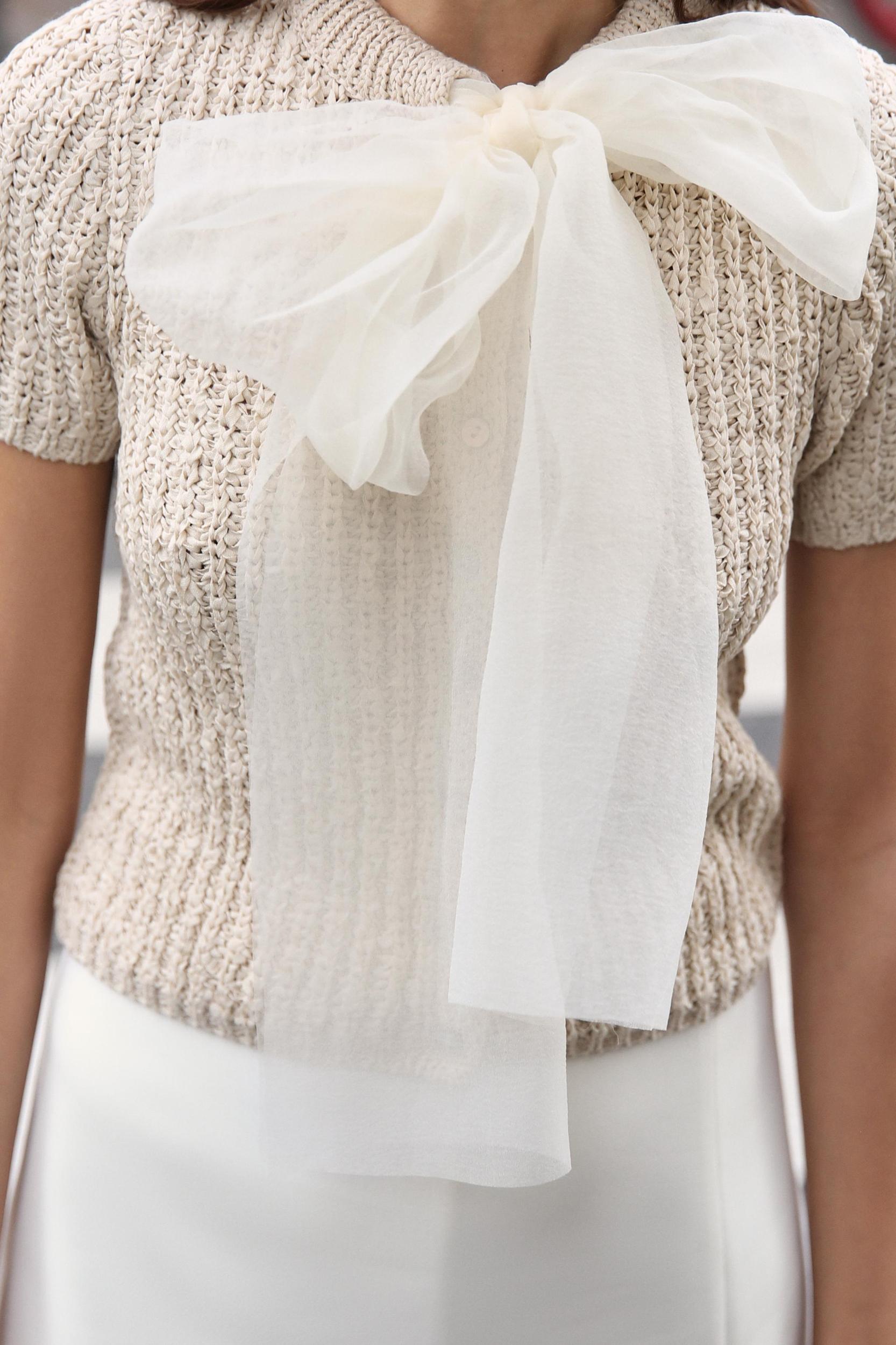 ORGANZA BOW KNIT TOP Product Image