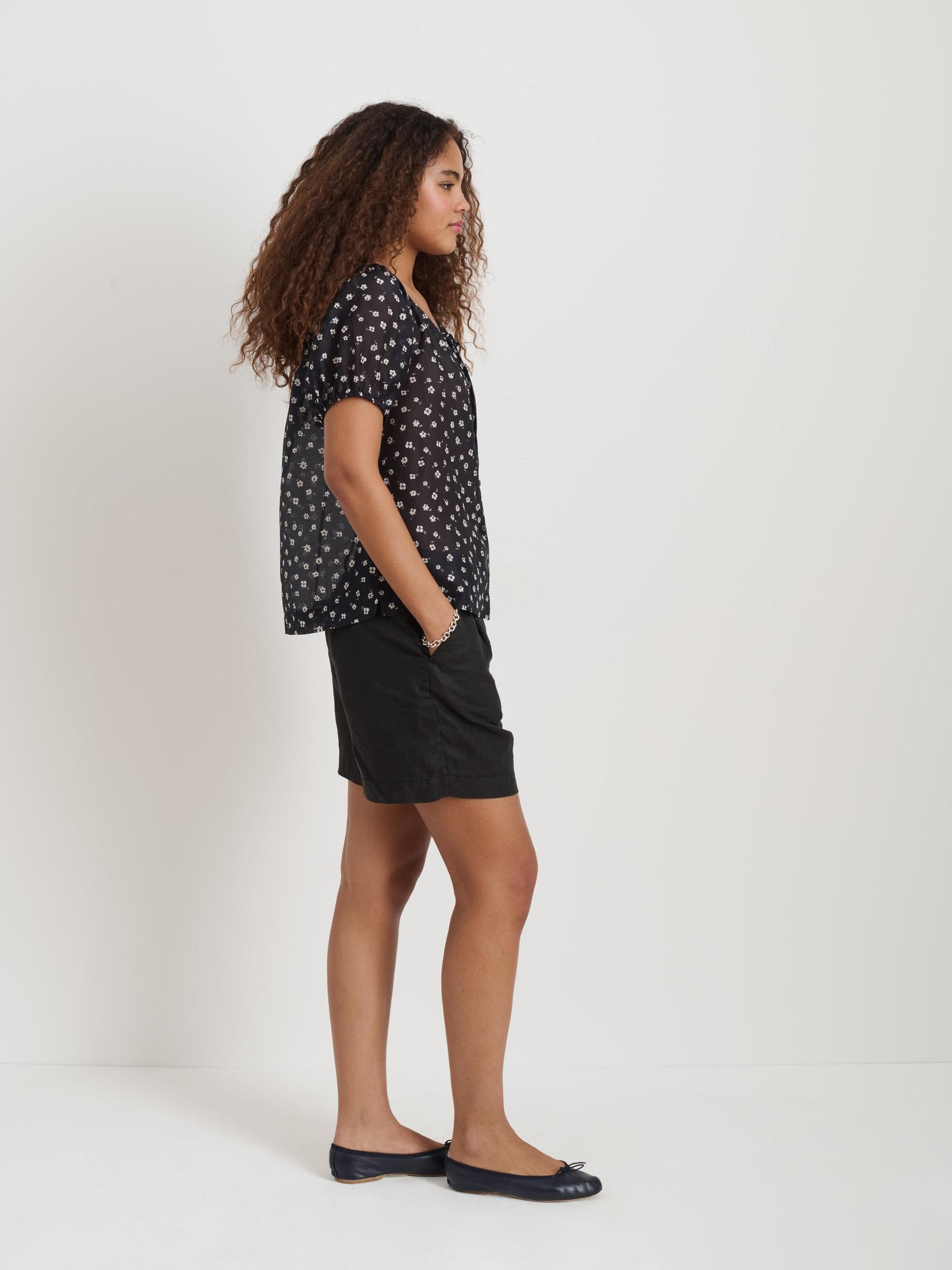 Rose Top In Floral Cotton Silk Product Image