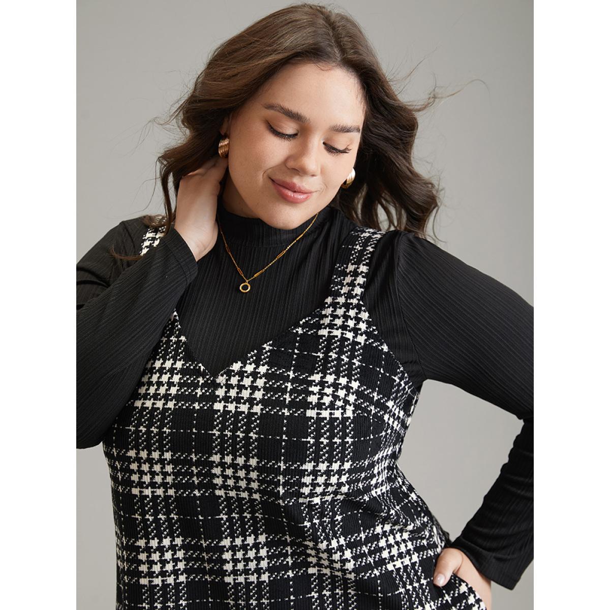 Plus Size Corduroy Plaid Pocket Cami Dress Black Women Elegant Printed Spaghetti Strap Sleeveless Curvy Midi Dress BloomChic 26/4X Product Image