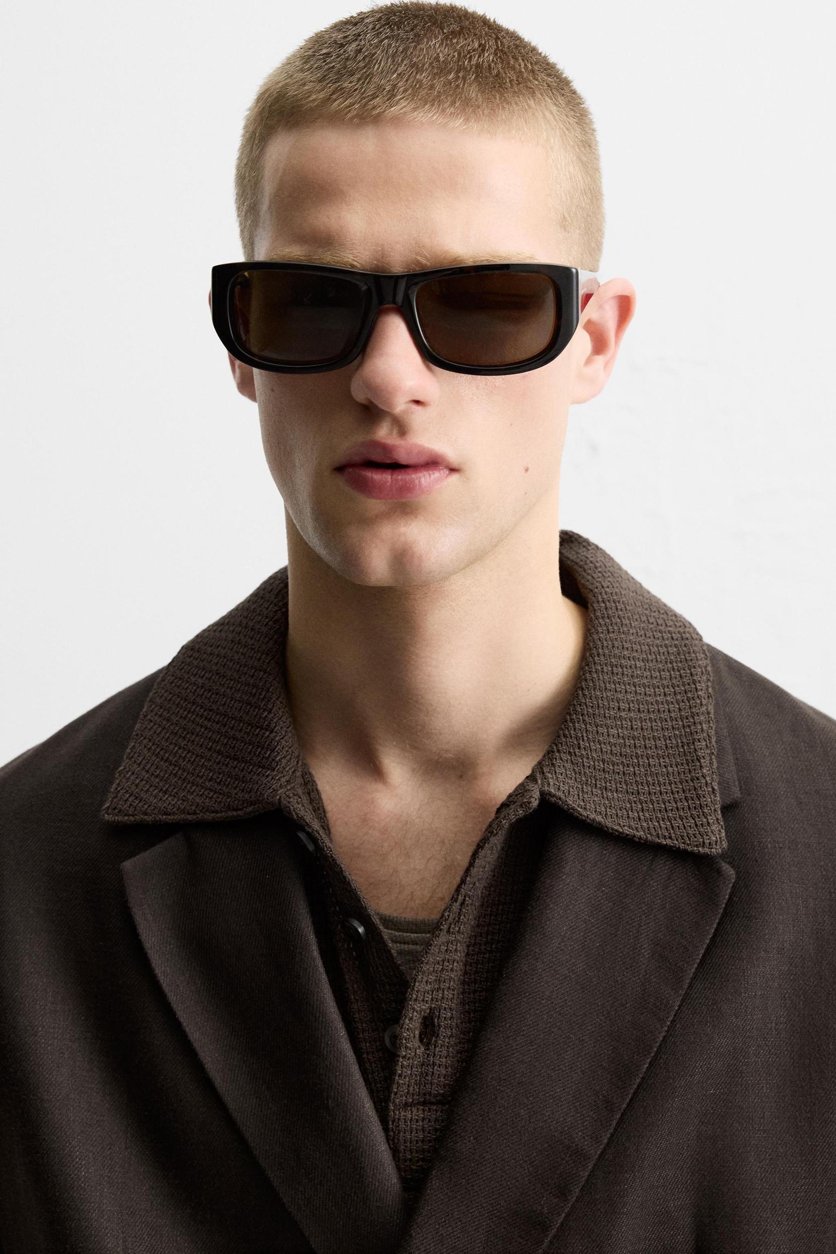 SUIT JACKET IN 100% LINEN Product Image