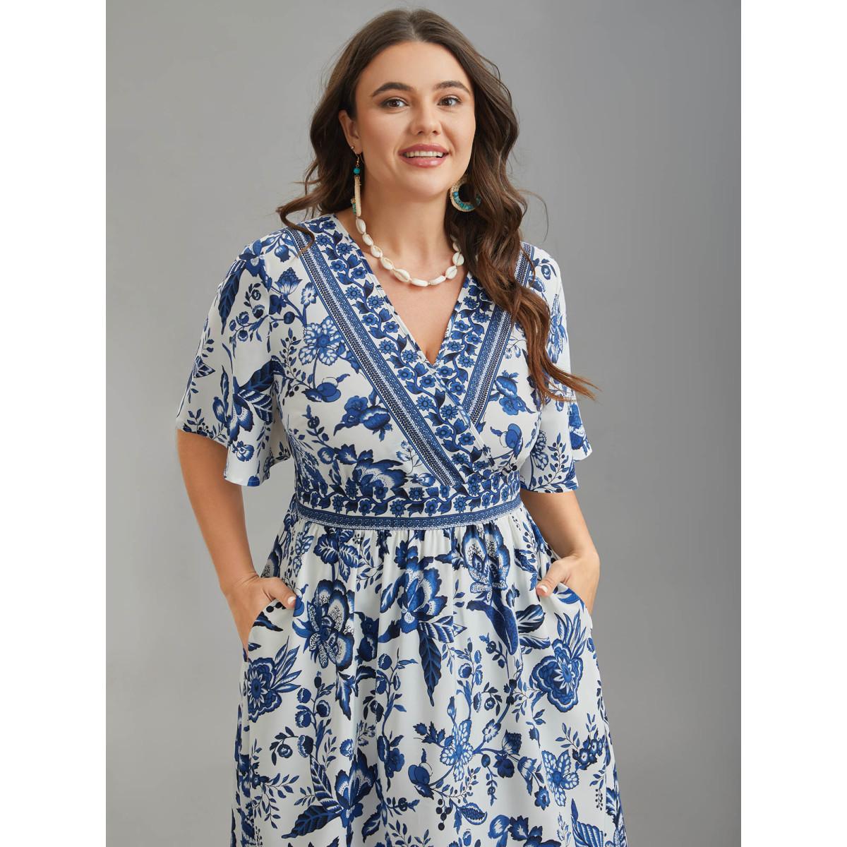 Plus Size Floral Print Wrap-Neck Pocket Midi Dress Navy Women Boho Non Overlap Collar Short sleeve Curvy BloomChic 28/5X Product Image