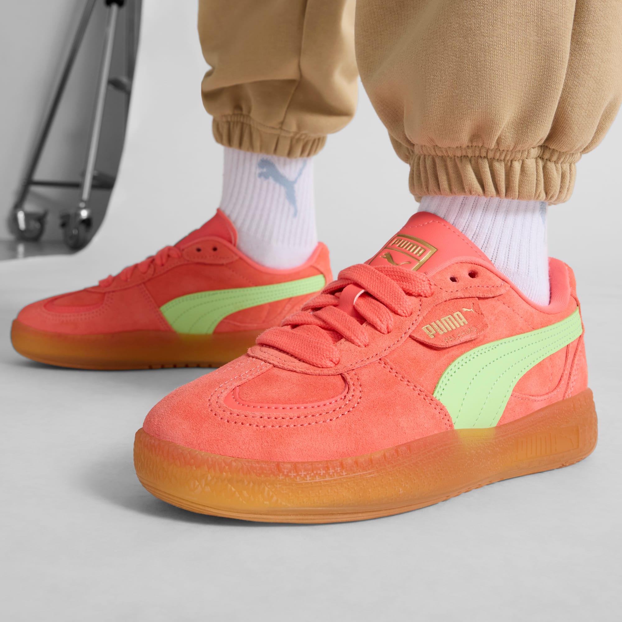 Palermo Moda Xtra Gum Women's Sneakers Product Image