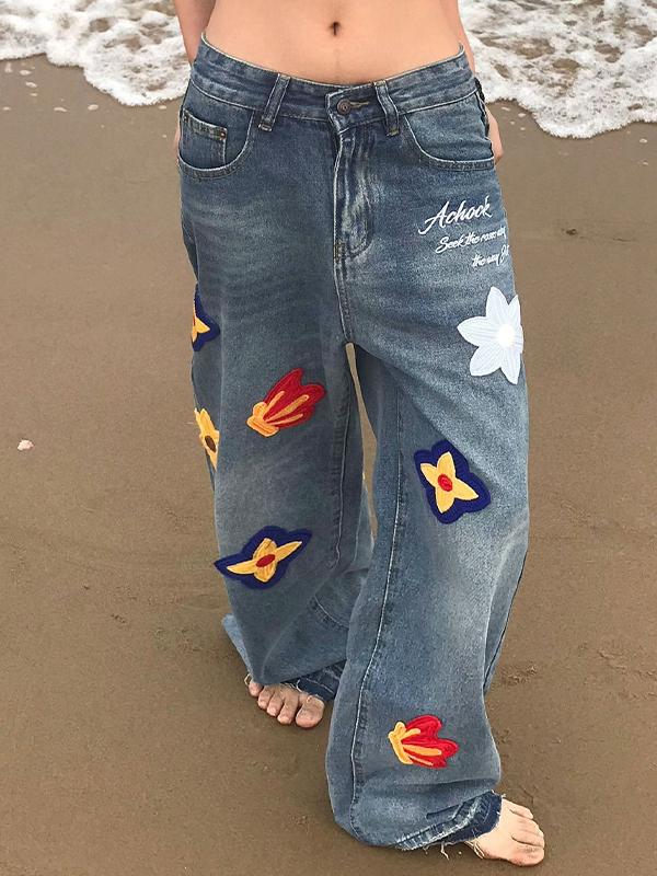 Vintage Flower Embroidered Print Boyfriend Jeans Product Image