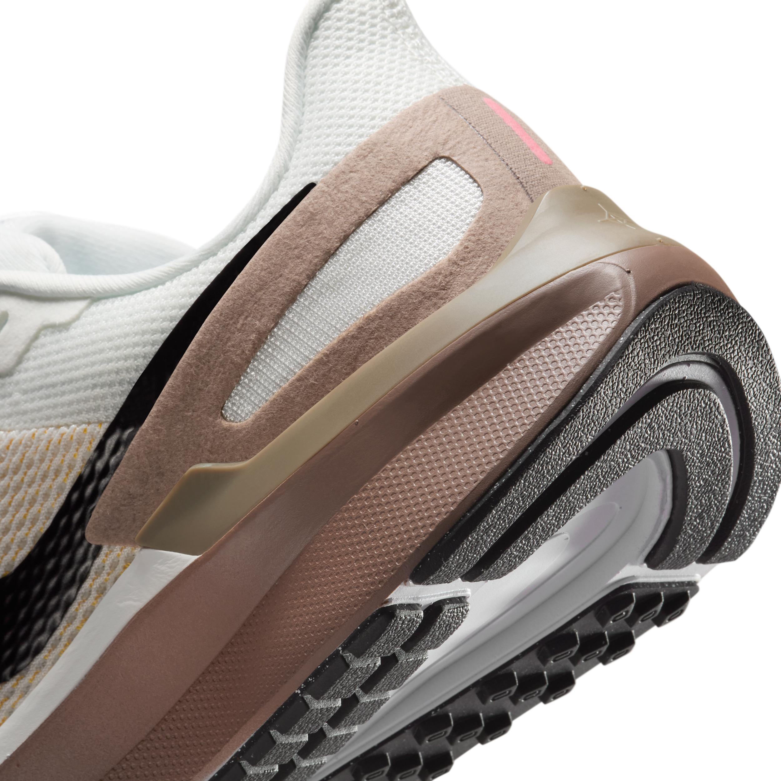 Nike Women's Structure 25 Road Running Shoes Product Image