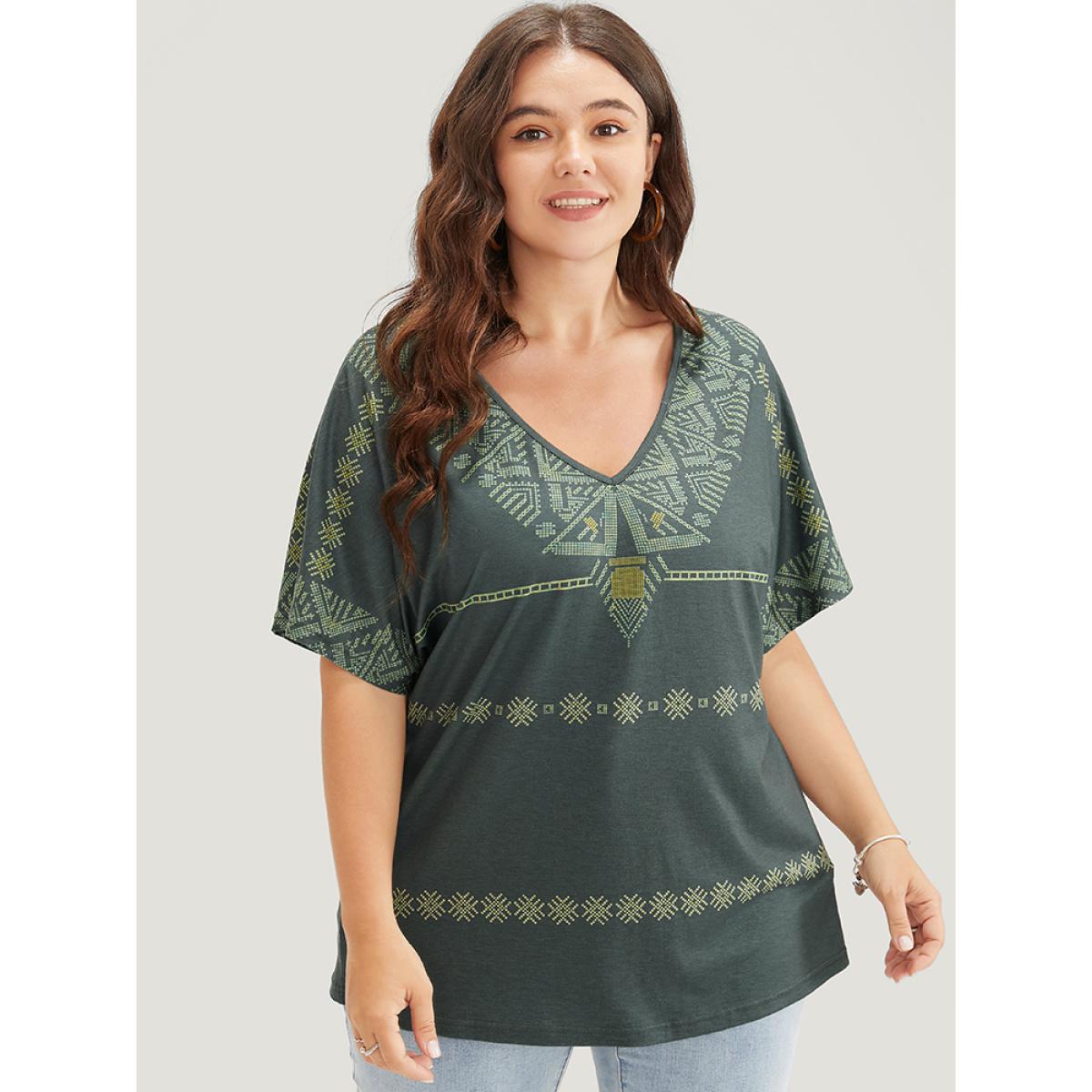 Plus Size Geometric Print Dolman Sleeve V Neck T-shirt ArmyGreen Women Casual Geometric V-neck Dailywear T-shirts BloomChic 26/4X Product Image