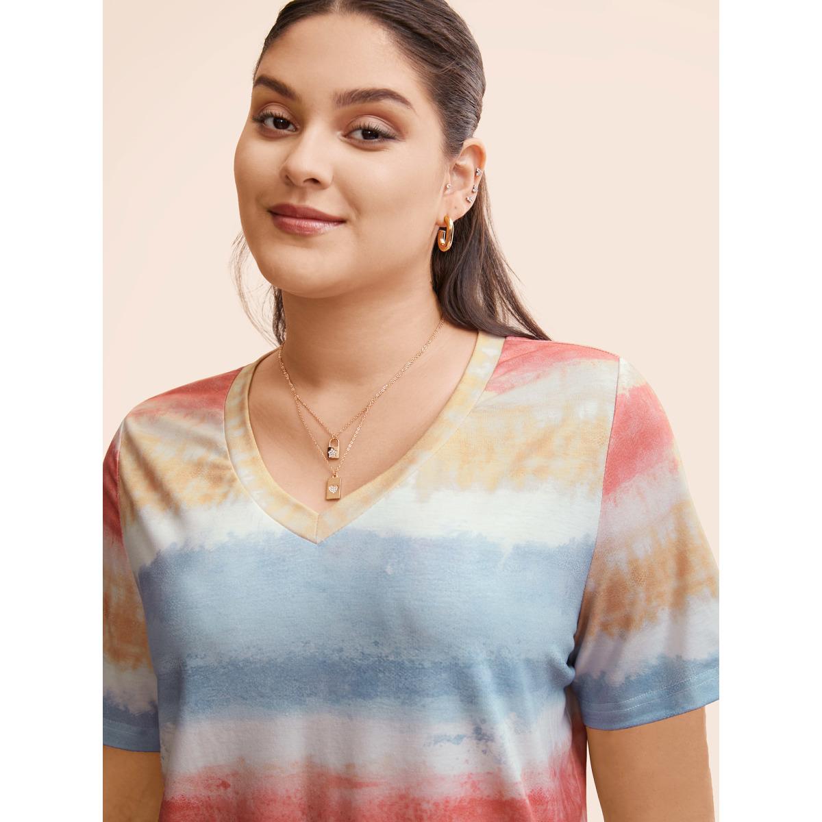 Plus Size Gradient Color Symmetrical Pattern T-shirt Multicolor Women Casual Non Art&design V-neck Everyday T-shirts BloomChic 10/M Product Image