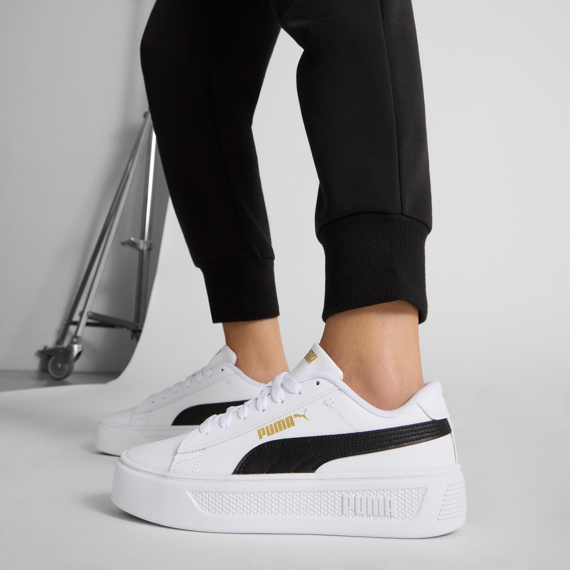 Smash Platform v3 Women's Sneakers Product Image