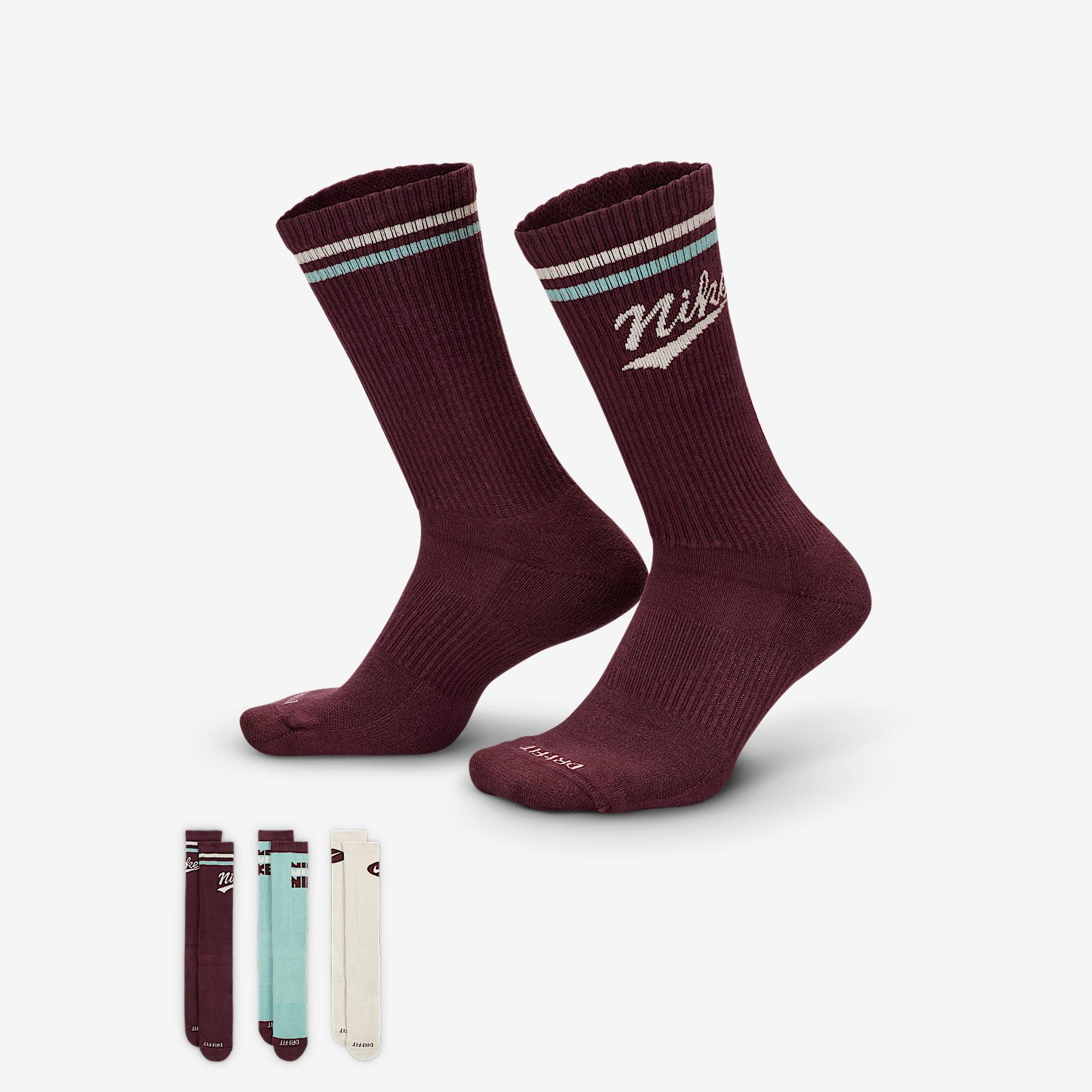 Nike Everyday Plus Crew Socks (3 Pair) Product Image