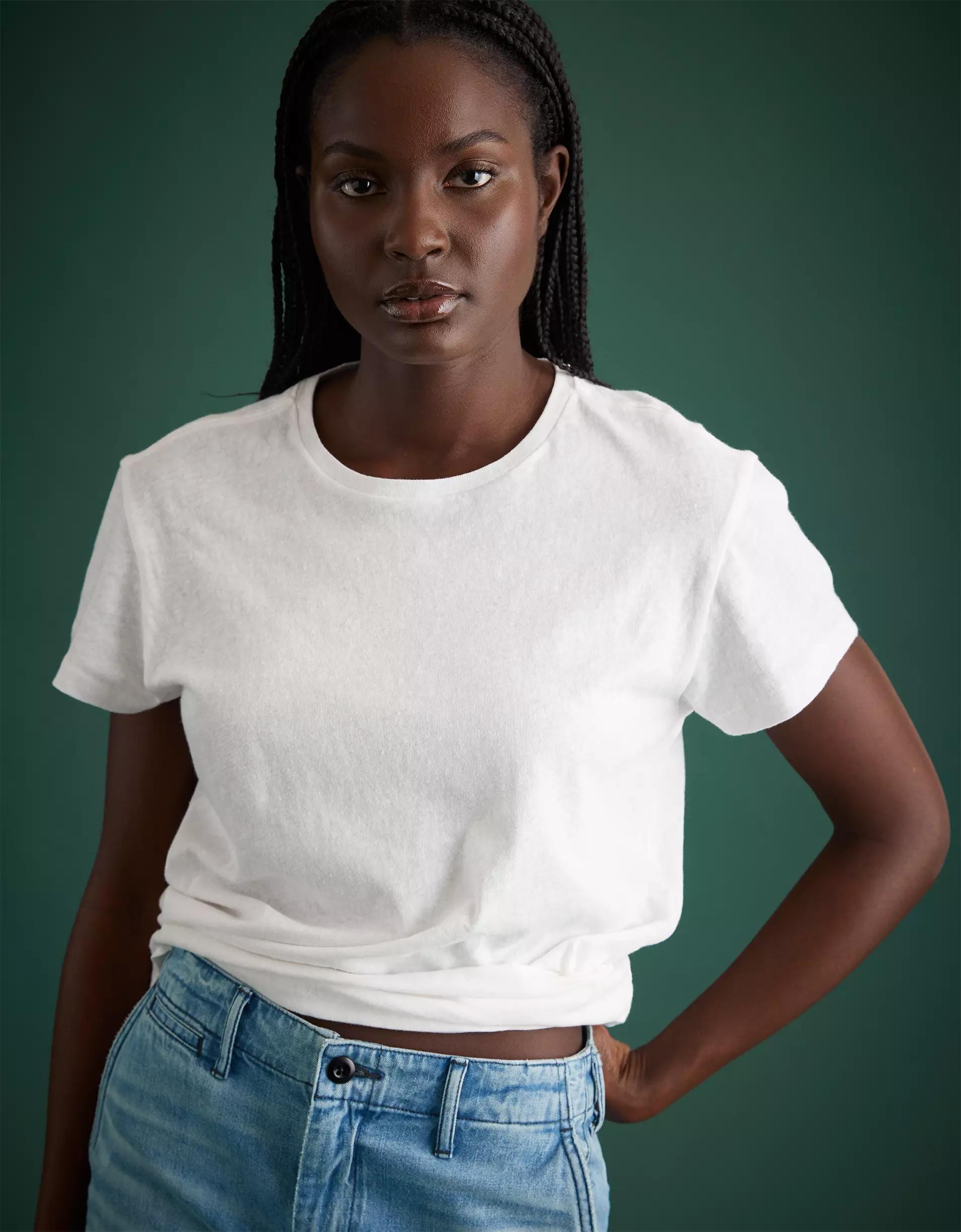 AE77 Premium Classic Crewneck T-Shirt Product Image