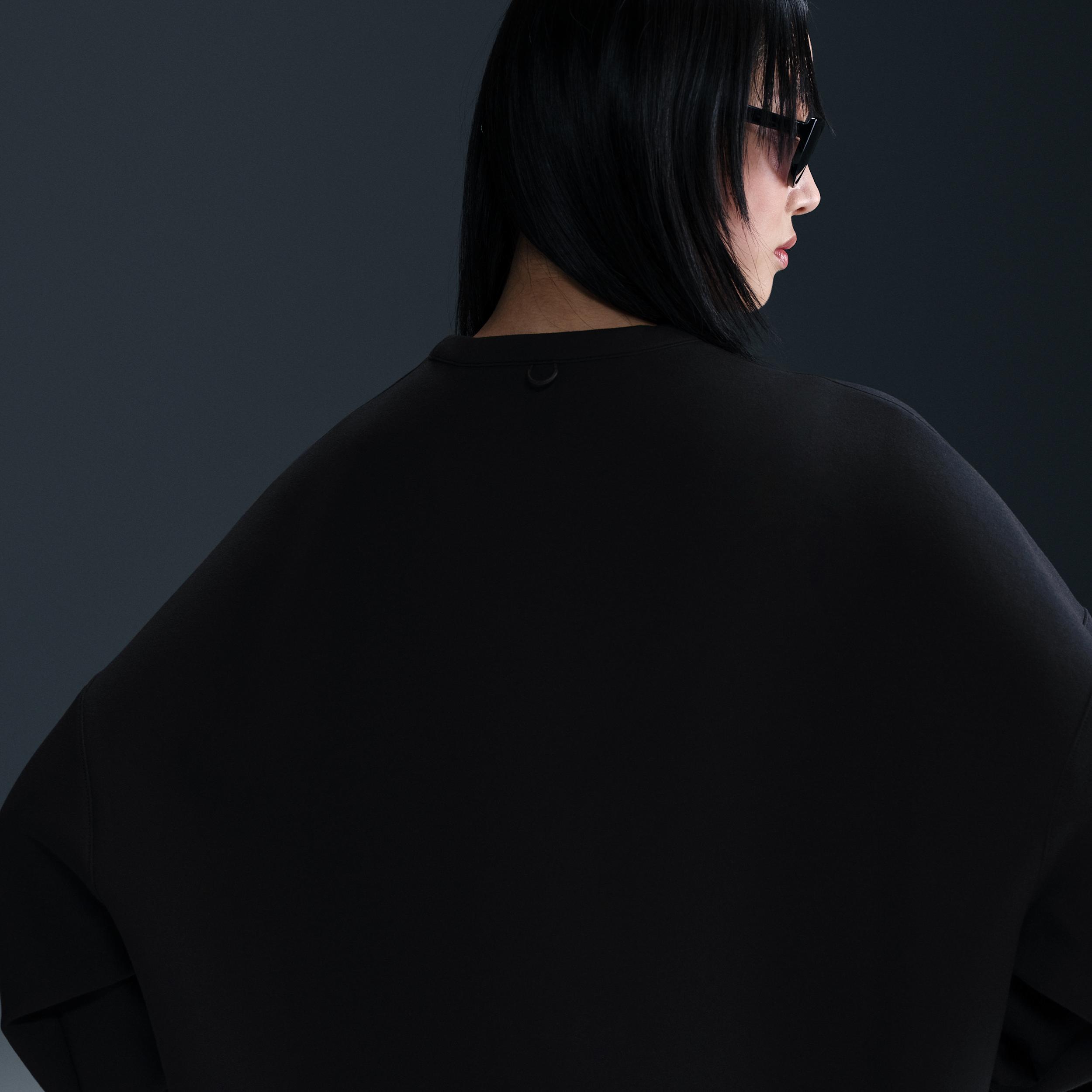 Nike Womens 24.7 ImpossiblySoft Dri-FIT Oversized Crew-Neck Top | HQ8193-010 Product Image