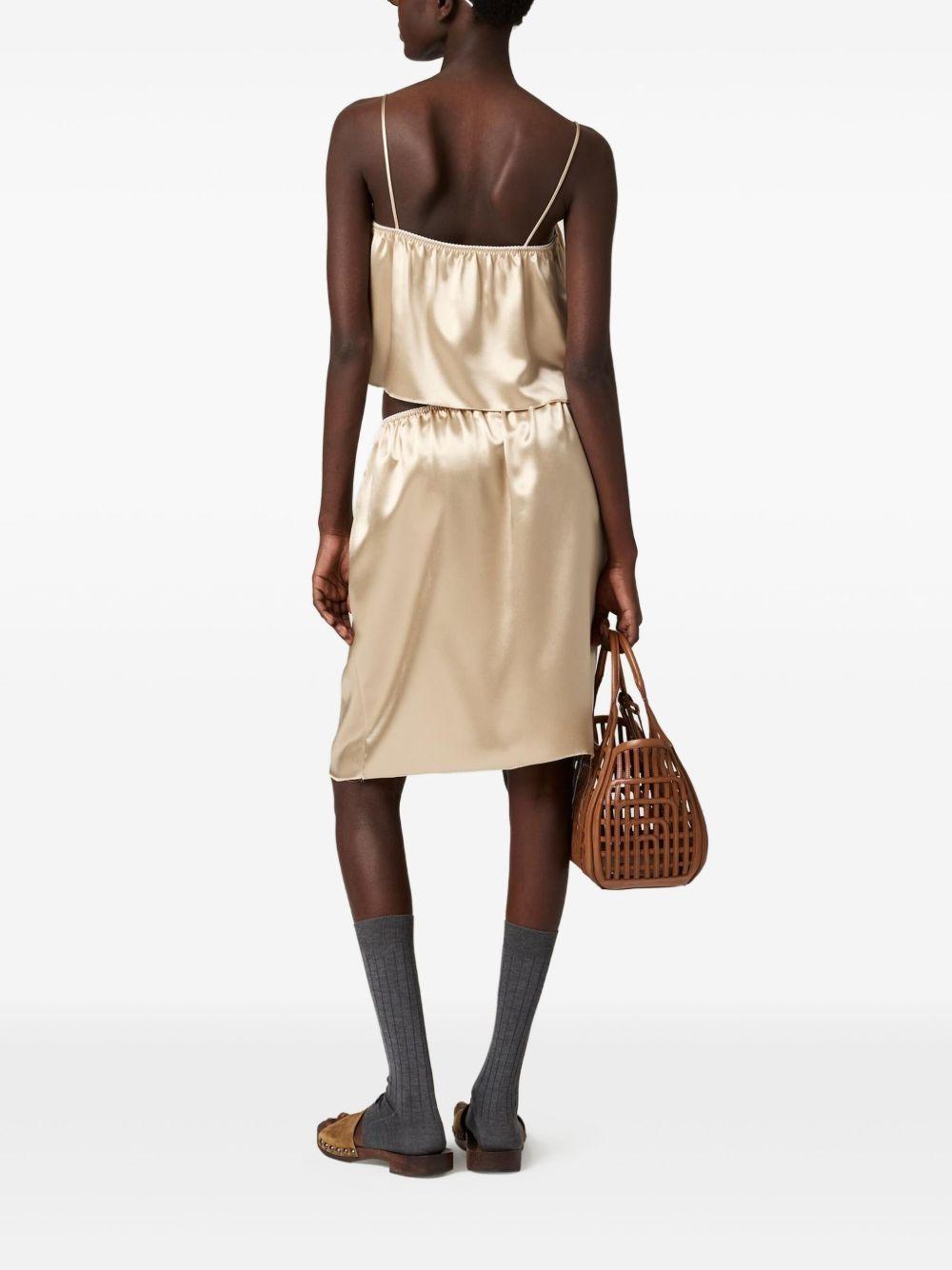 satin skirt Product Image