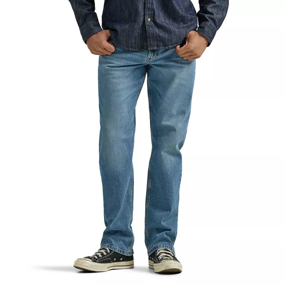 Men's Wrangler Regular-Fit Jeans,  Product Image