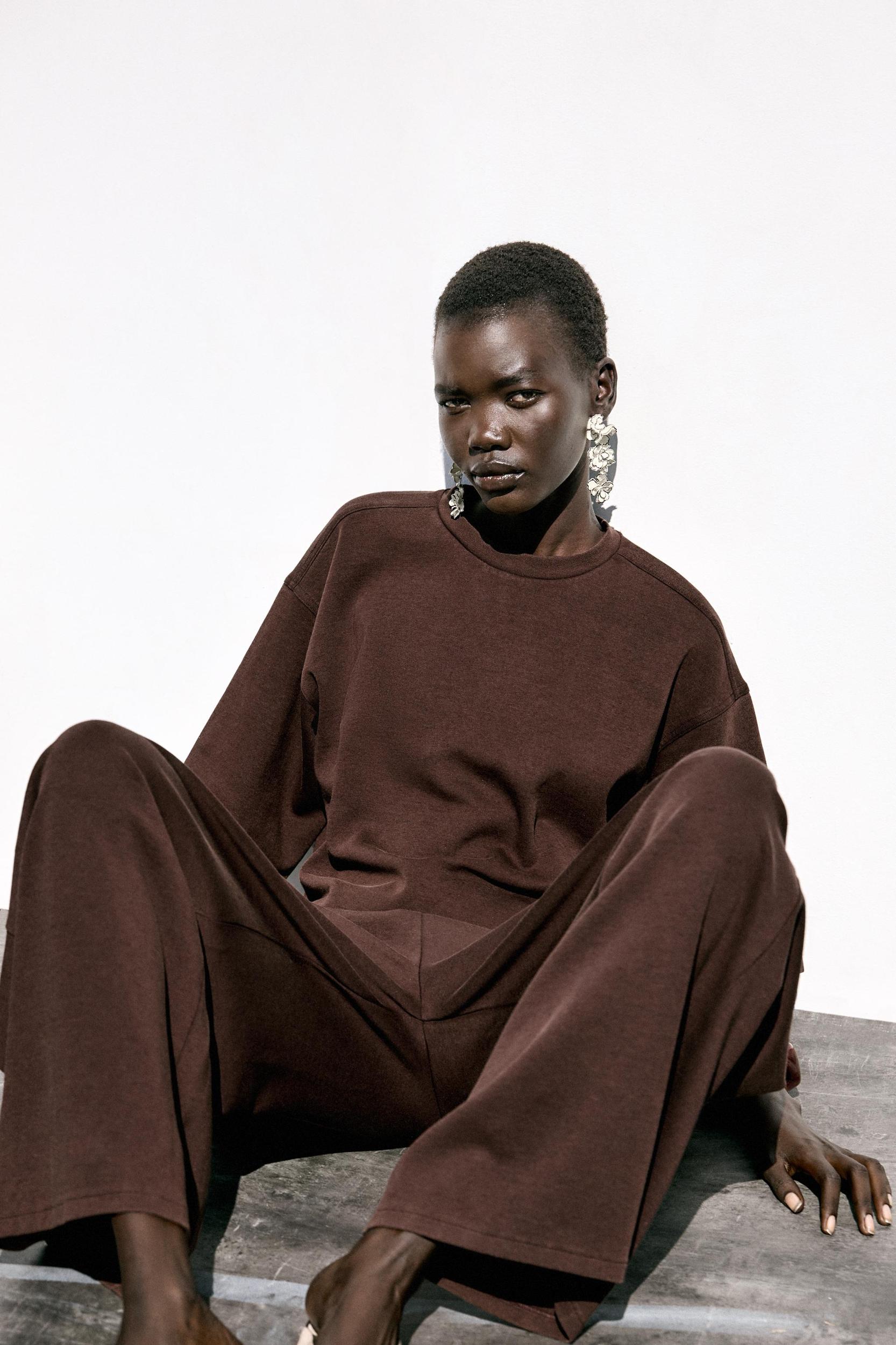 WASHED EFFECT INTERLOCK PANTS Product Image