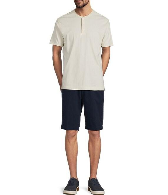Roundtree & Yorke The Cloud Washed Classic Fit Flat Front 13#double; Chino Shorts Product Image