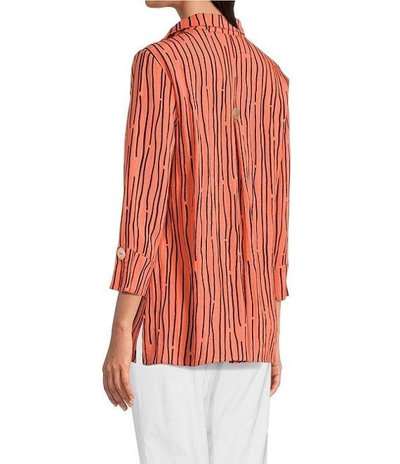 Ali Miles Crinkle Woven Abstract Stripe Wire Collar 3/4 Sleeve Button Front Tunic Product Image