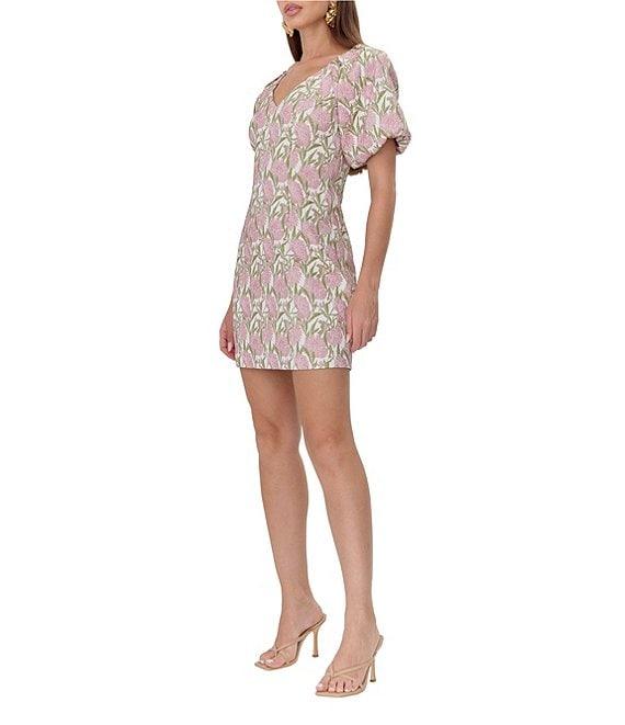 Adelyn Rae Jacquard Floral Print V Neck Short Sleeve Sheath Mini Dress Product Image