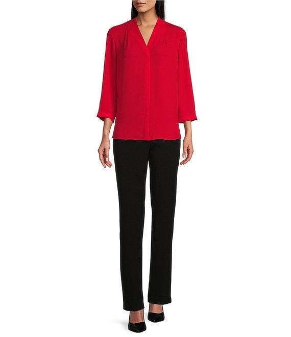 Investments Caroline Signature V-Neck 3/4 Sleeve Button Front Top Product Image