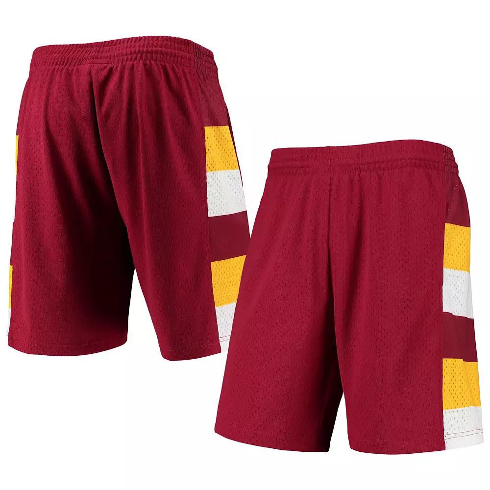 Men's Mitchell & Ness Wine Cleveland Cavaliers 1979-80 Hardwood Classics Swingman Shorts,  Product Image