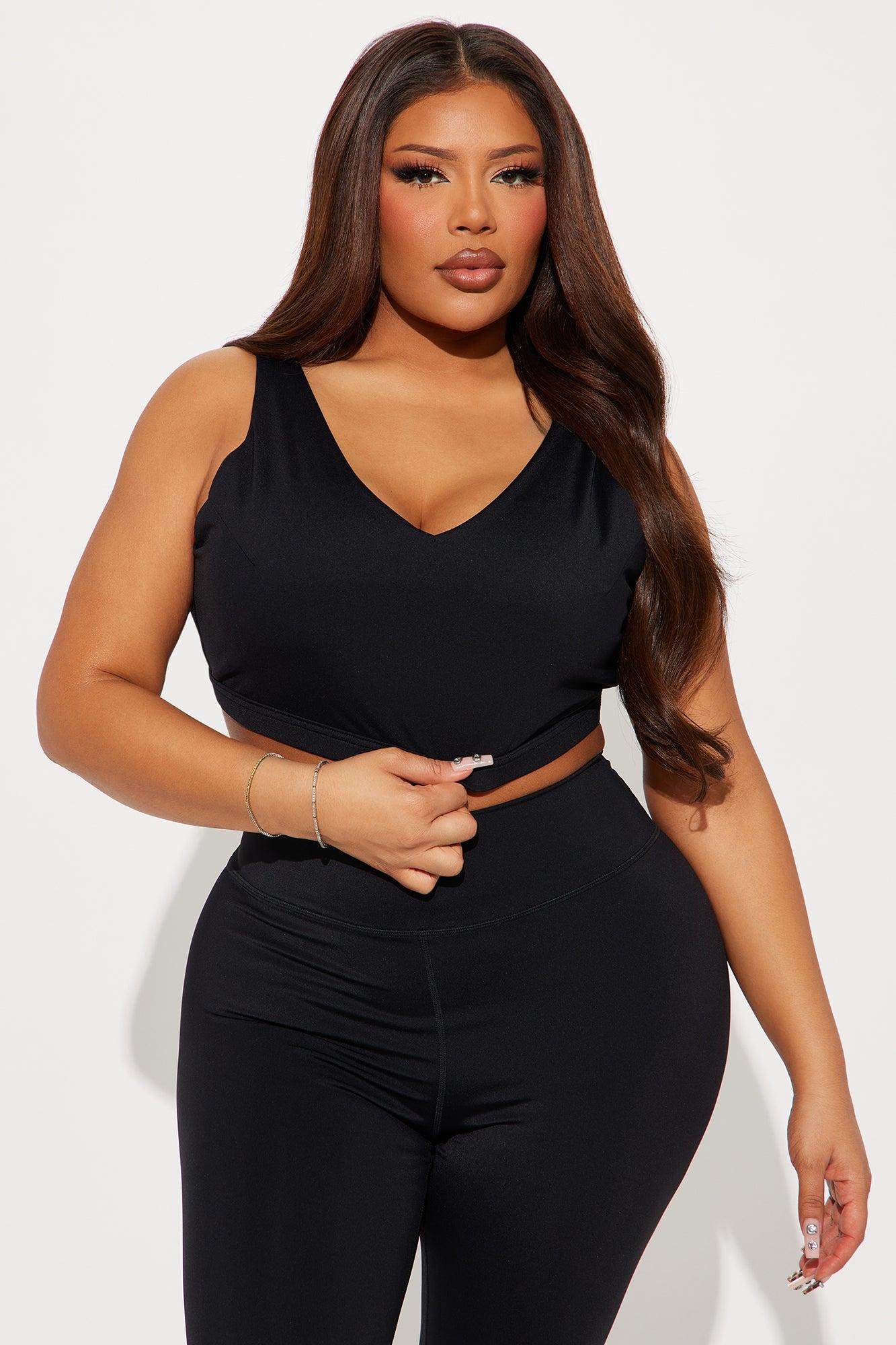 Core Cadence Sports Bra - Black Product Image