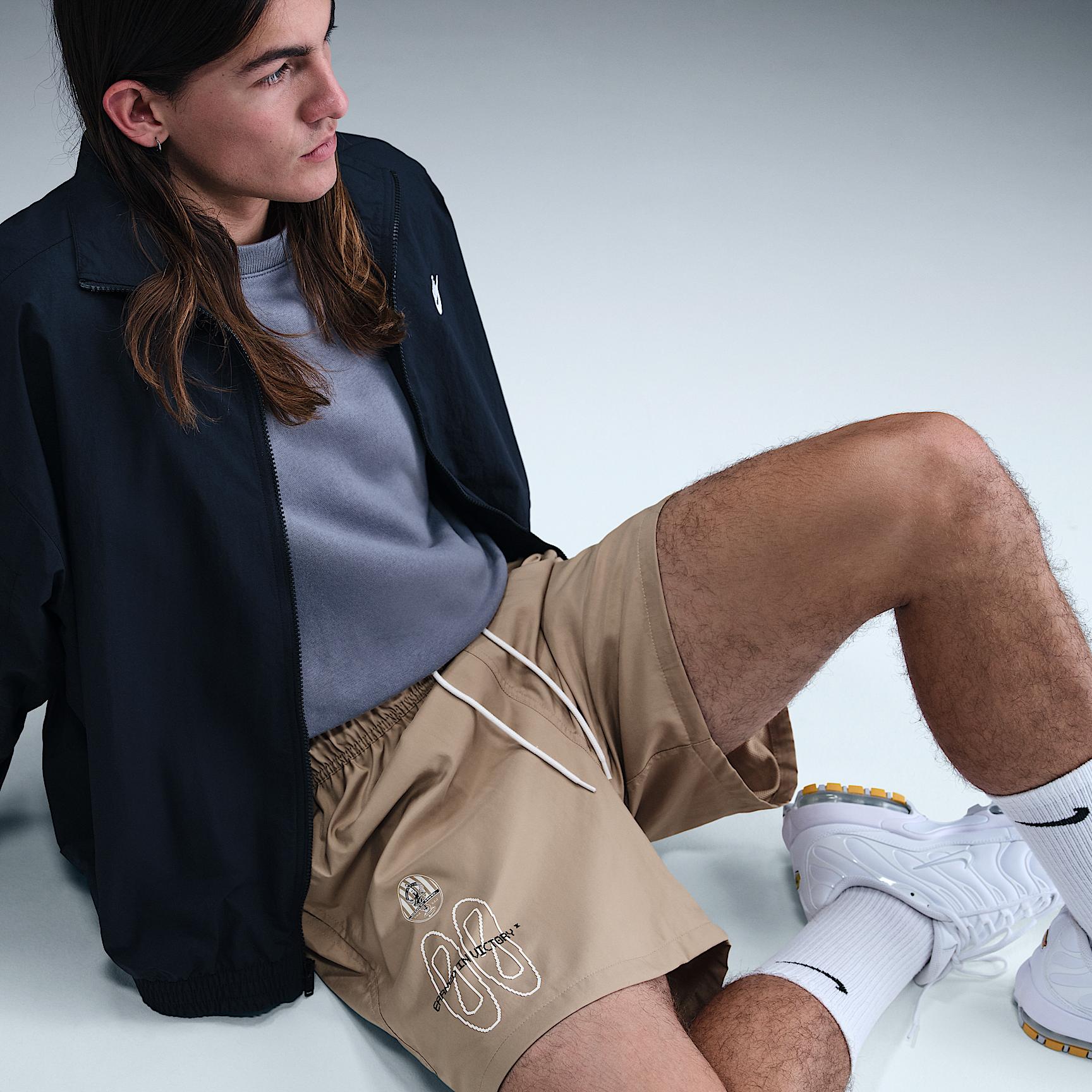 Nike Mens Club Flow Shorts | IB8551-464 Product Image