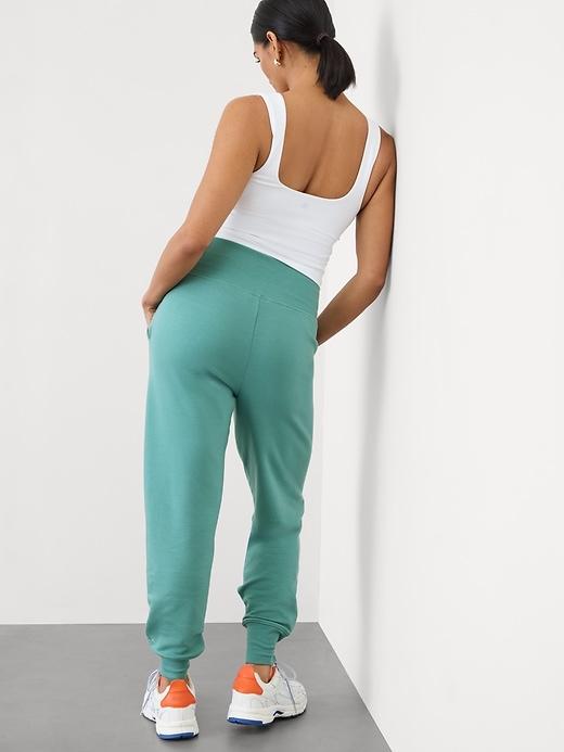 Coaster Luxe High Rise Jogger Product Image