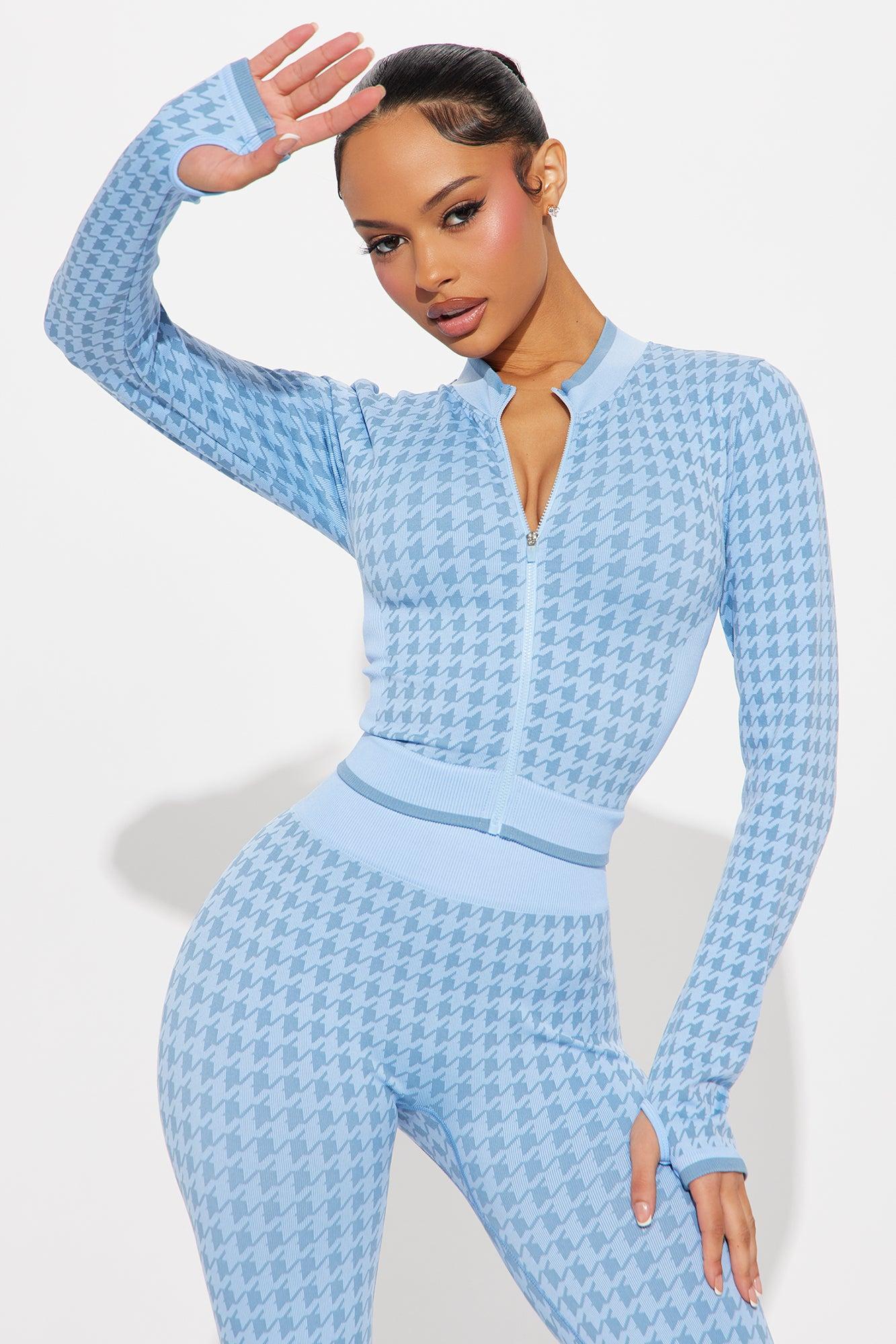 Malibu Tennis Club Seamless Active Set - Light Blue Product Image