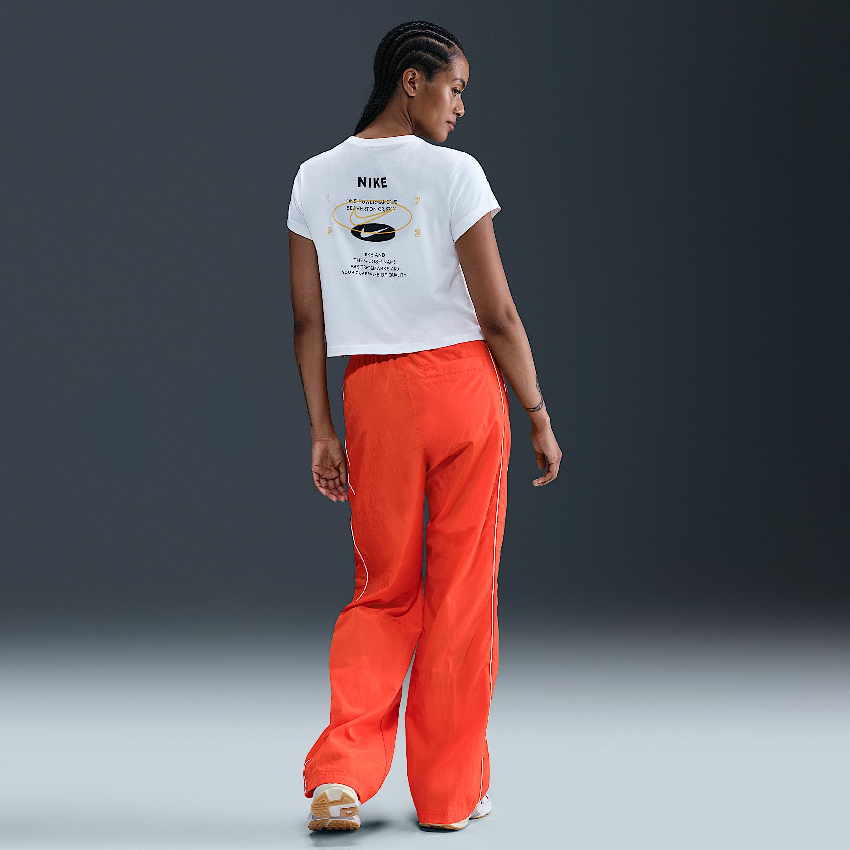 Nike Womens Windrunner High-Waisted Woven Open-Hem Pants | FV7655-633 Product Image