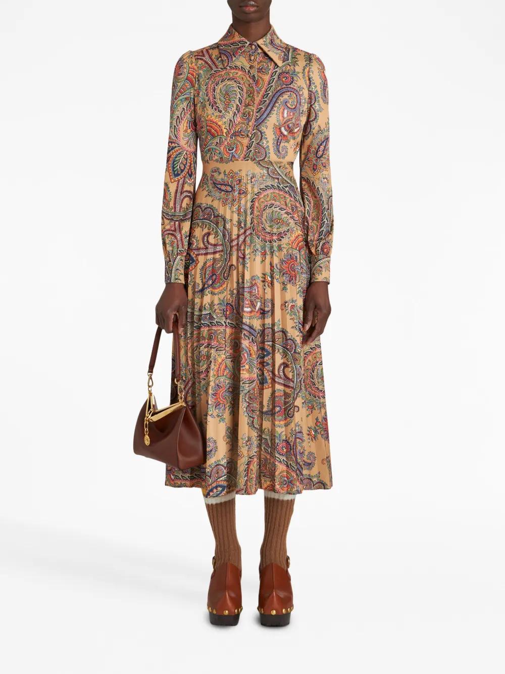 paisley-print plissé dress Product Image