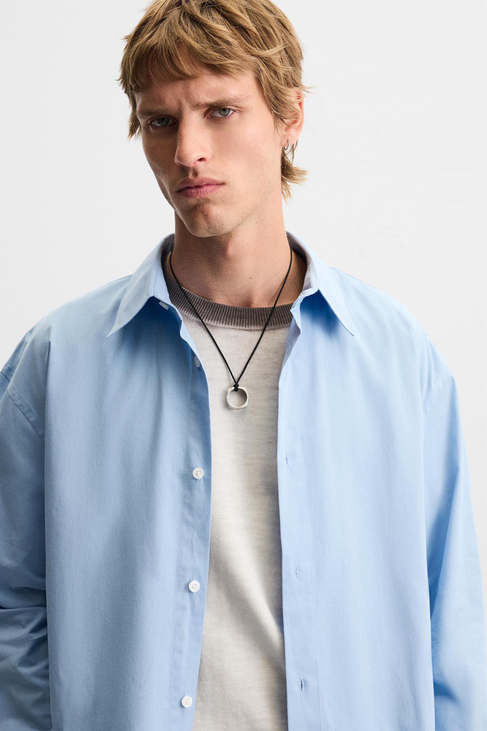 RELAXED FIT PLEATED SHIRT Product Image