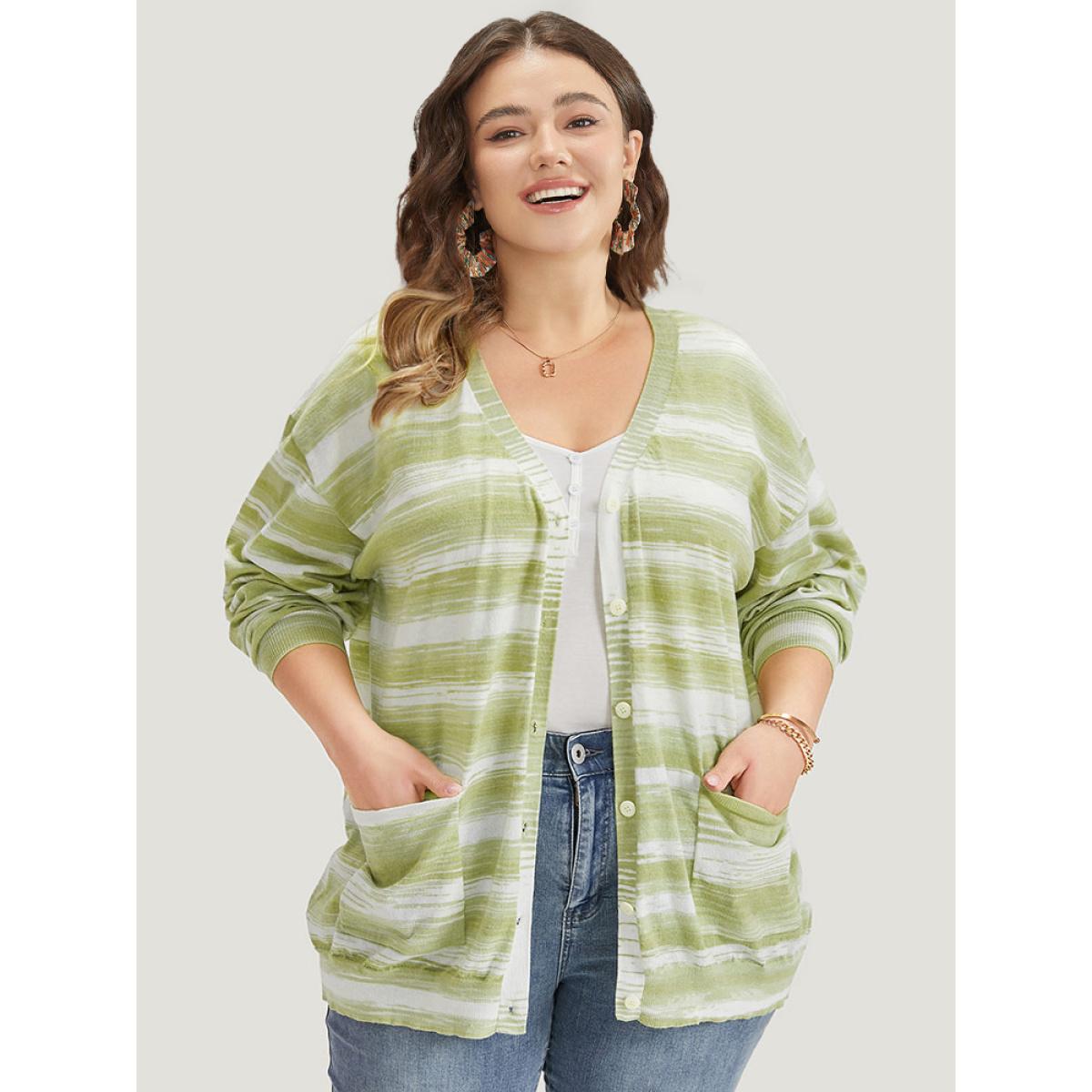 Plus Size Ombre Button Up Patched Pocket Cardigan LightGreen Women Casual Loose Long Sleeve Dailywear Cardigans BloomChic 26/4X Product Image