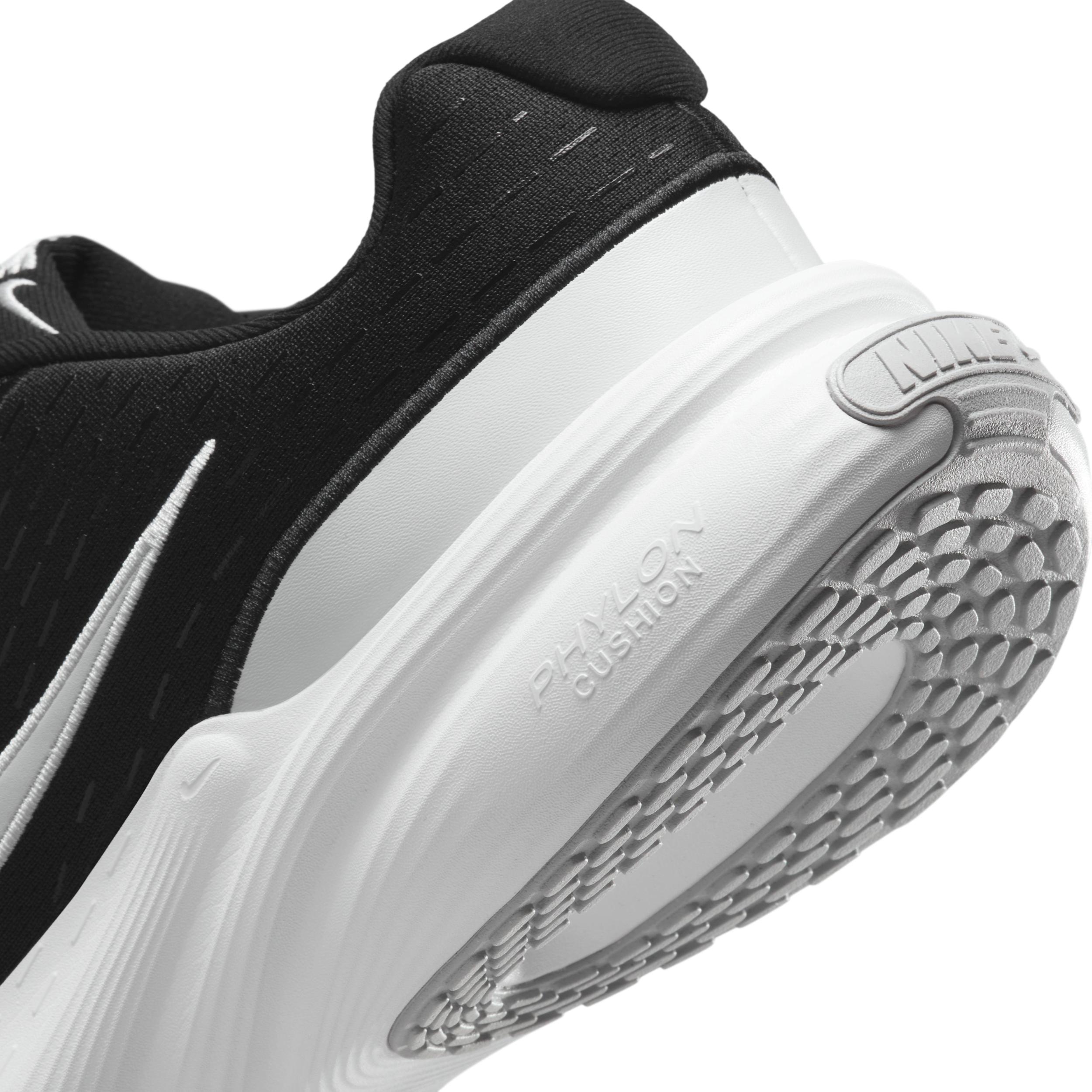 Nike Men's Uplift SC Shoes Product Image