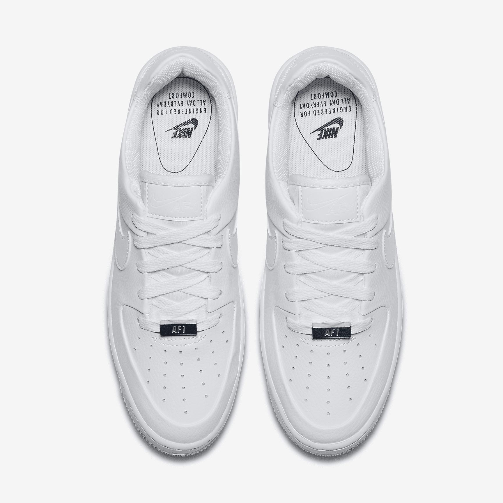 Nike Womens Air Force 1 Sage Low Shoes | AR5339-100 Product Image