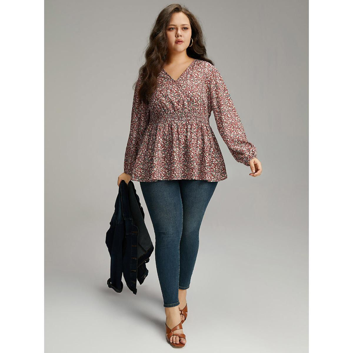 Plus Size Scarlet Ditsy Floral Lantern Sleeve Shirred Blouse Women Elegant Long Sleeve V-neck Dailywear Blouses BloomChic 22-24/3X Product Image