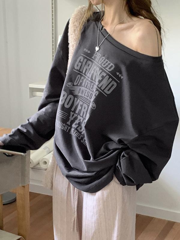 Letter Print Off Shoulder Baggy Sweatshirt Product Image
