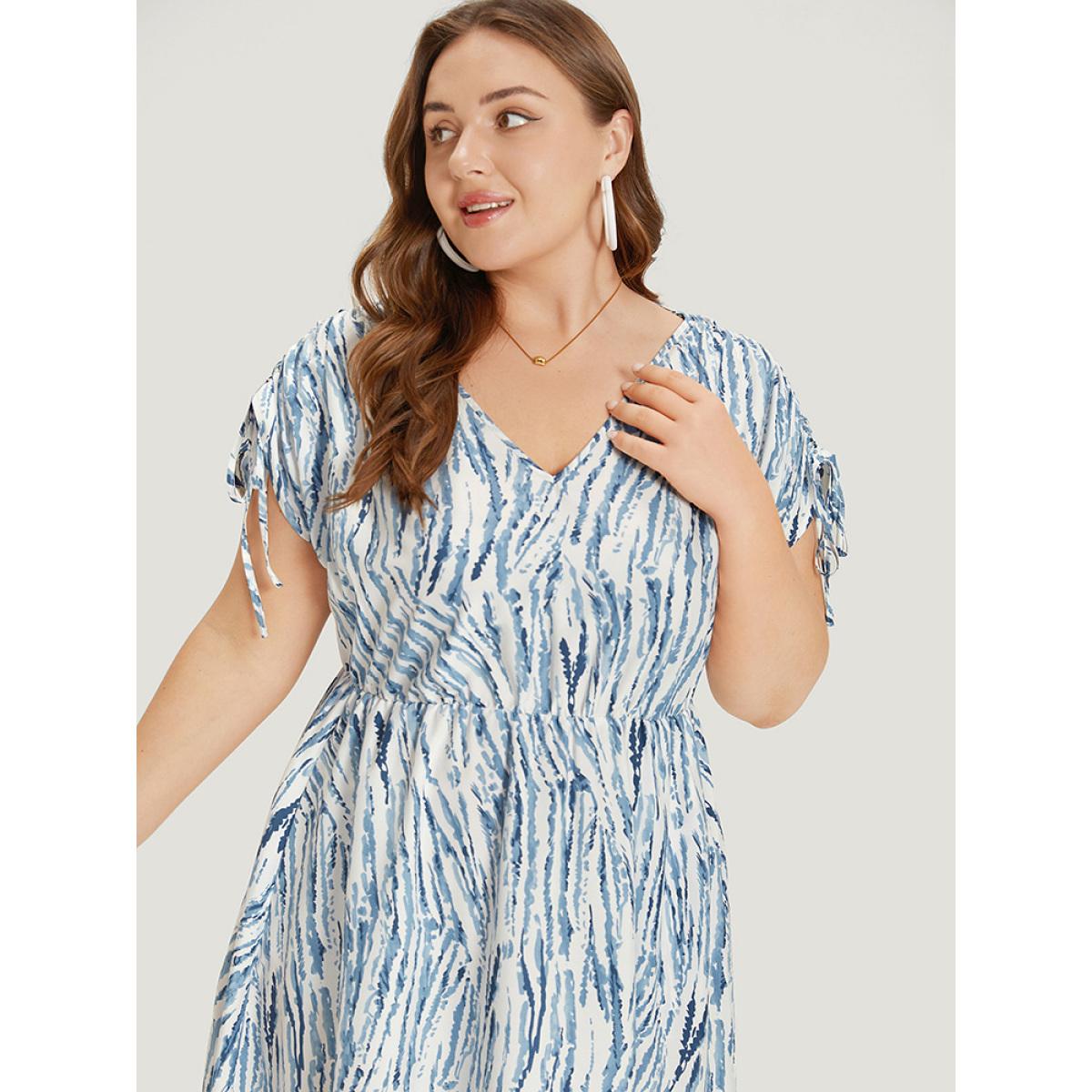 Plus Size Geometric Print Drawstring Pocket Dolman Hem Dress Blue Women Elegant Drawstring V-neck Short sleeve Curvy Midi Dress BloomChic 10/M Product Image