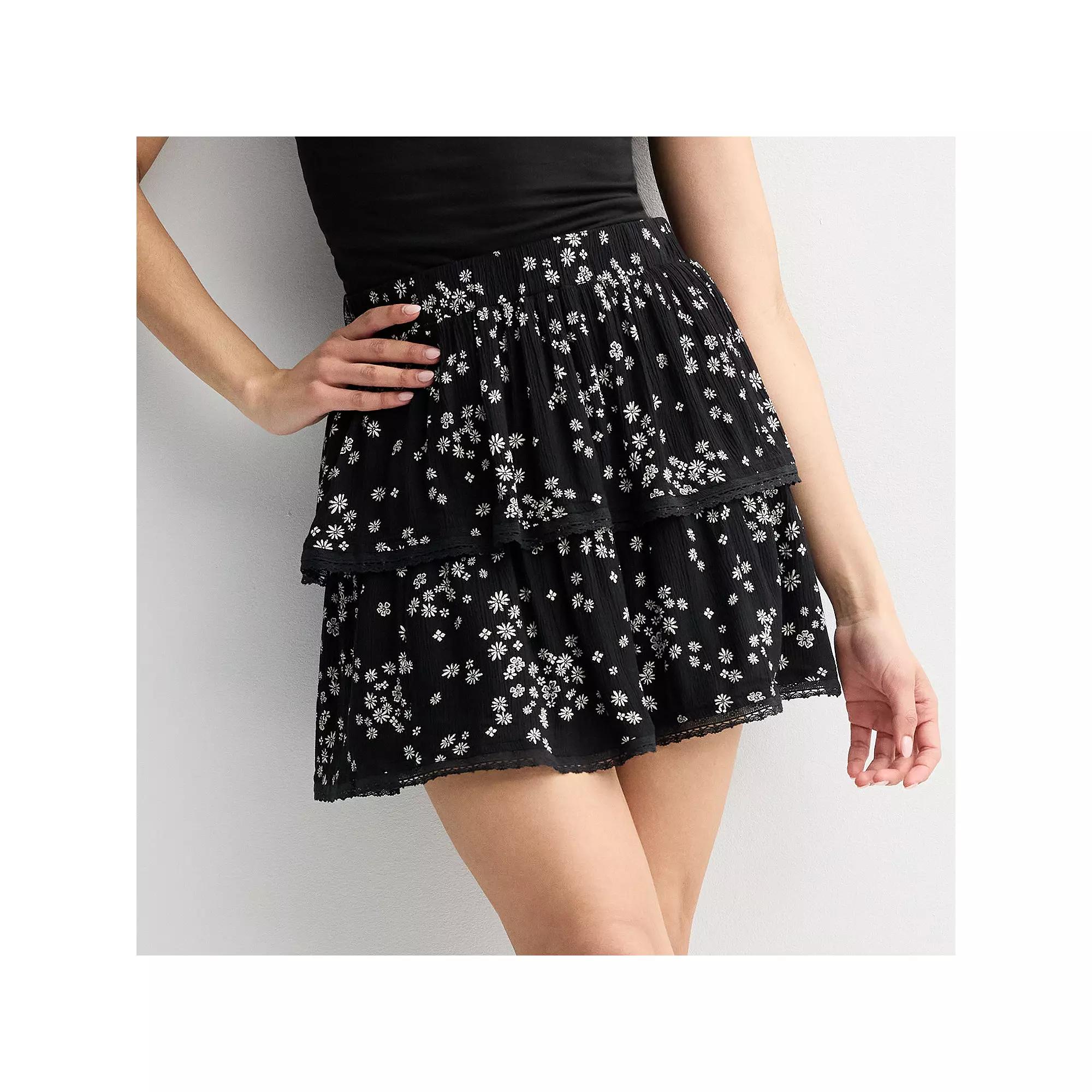 Juniors' SO® Tiered Mini Skirt, Women's,  Product Image