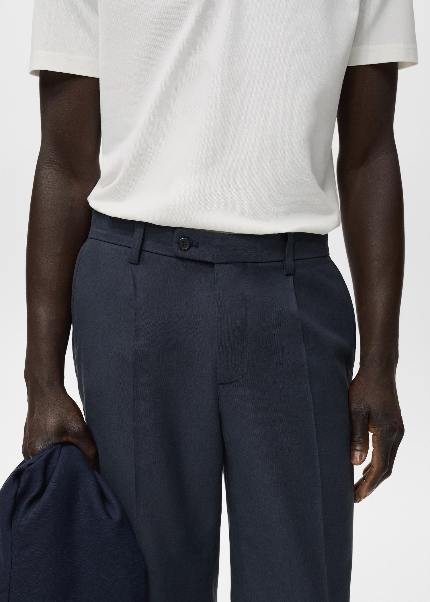Cotton tapered crop pants - Men | MANGO USA Product Image