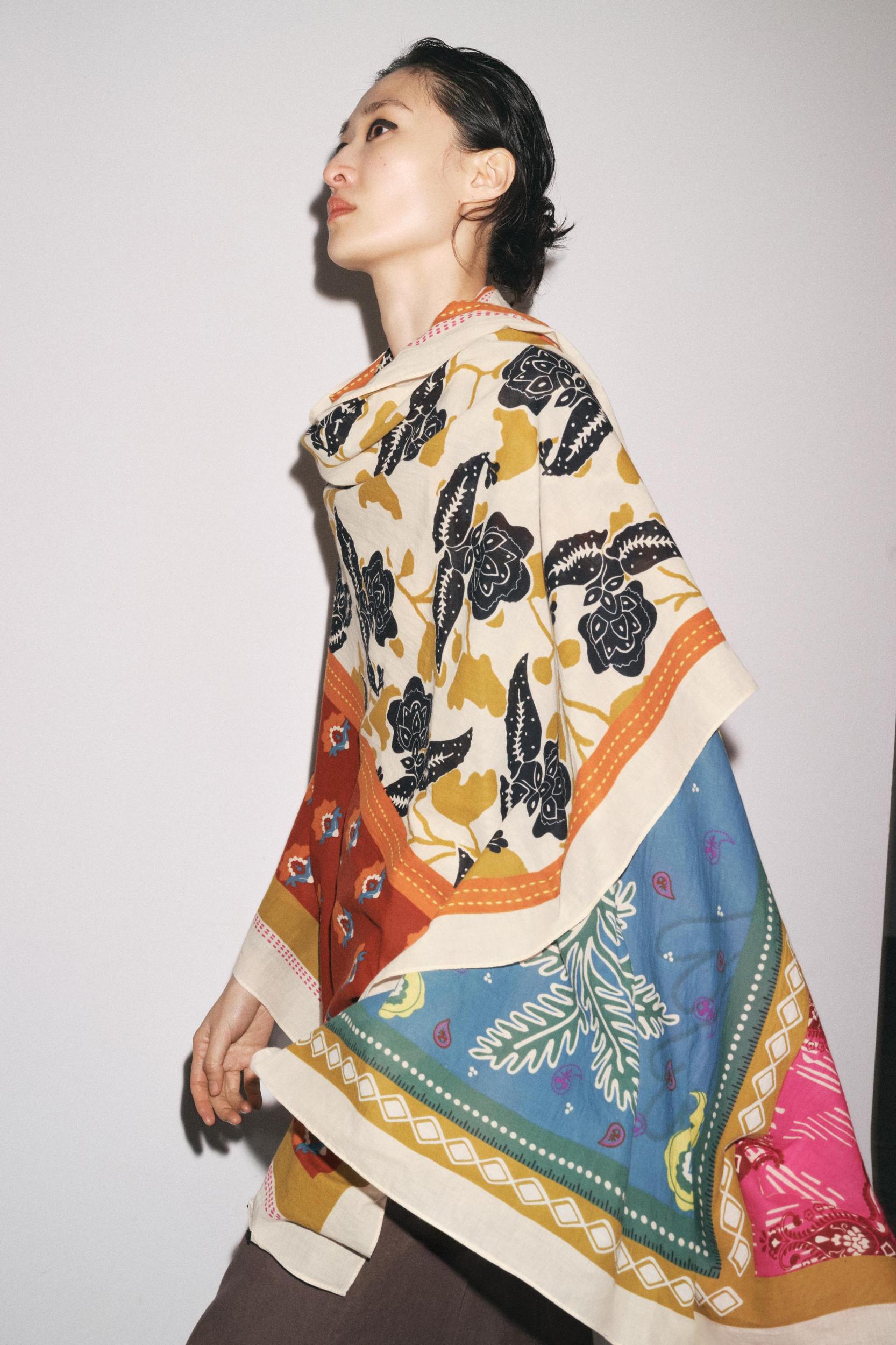 PRINTED COTTON SCARF Product Image