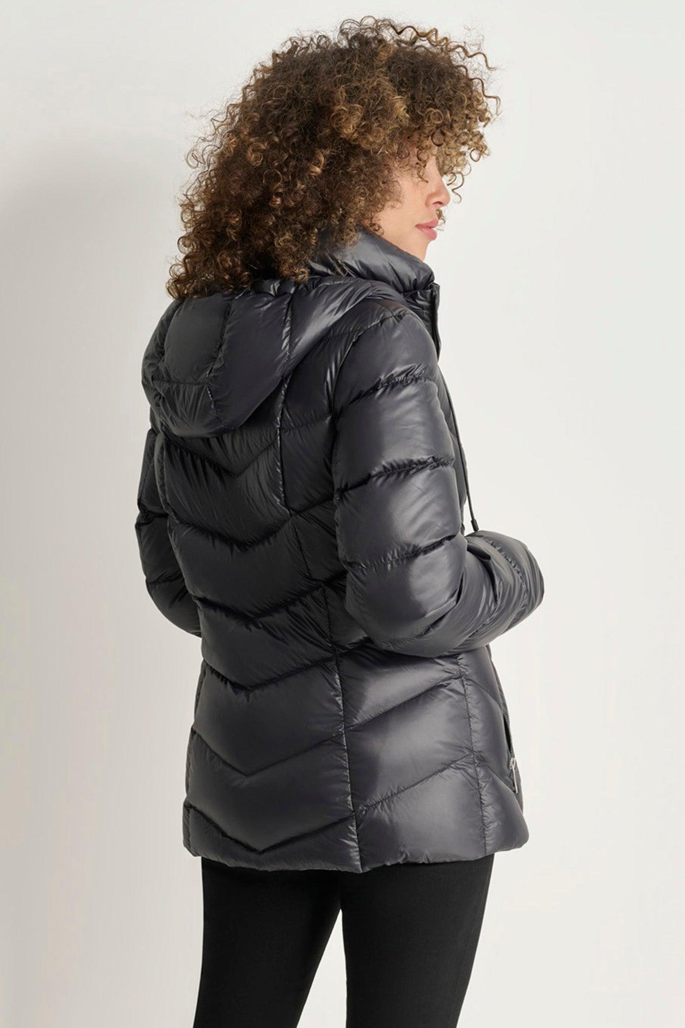 DOWN FILLED SHORT PACKABLE Product Image