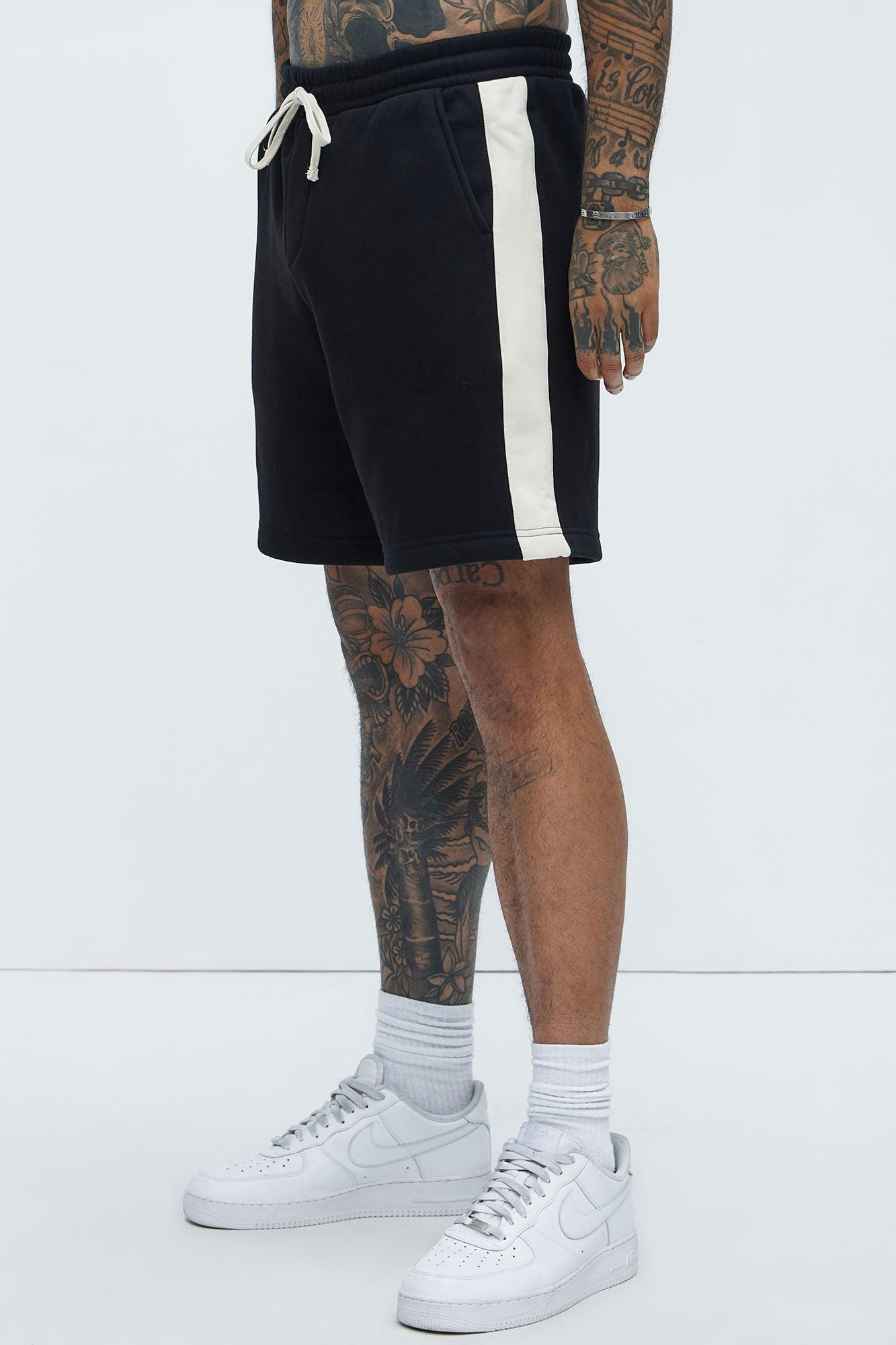 Tyson Oversized Heavyweight Striped Shorts - Black Product Image