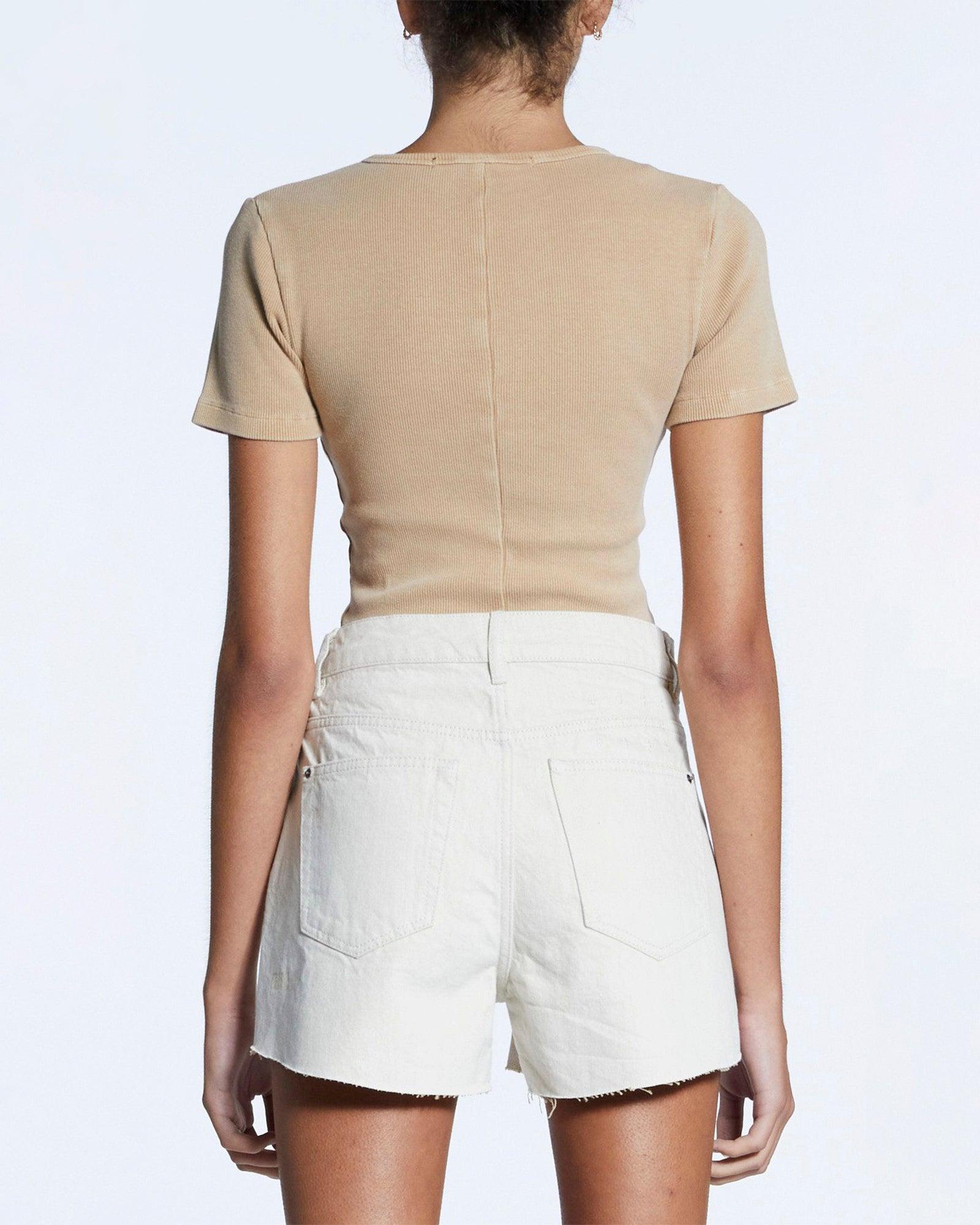 ARISE SS TEE TAN Female Product Image