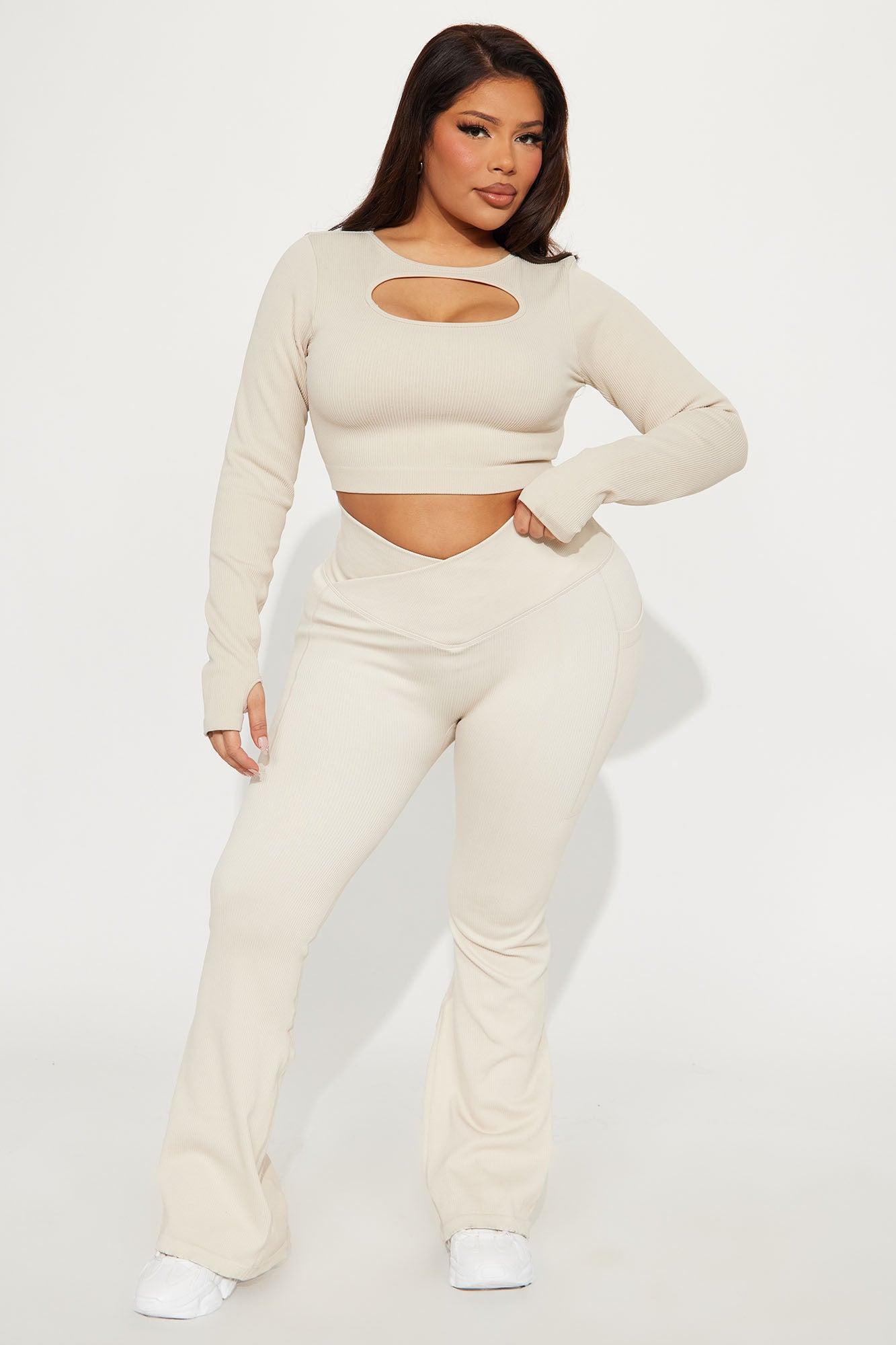 Resistance Effortless Seamless Active Legging - Light Taupe Product Image