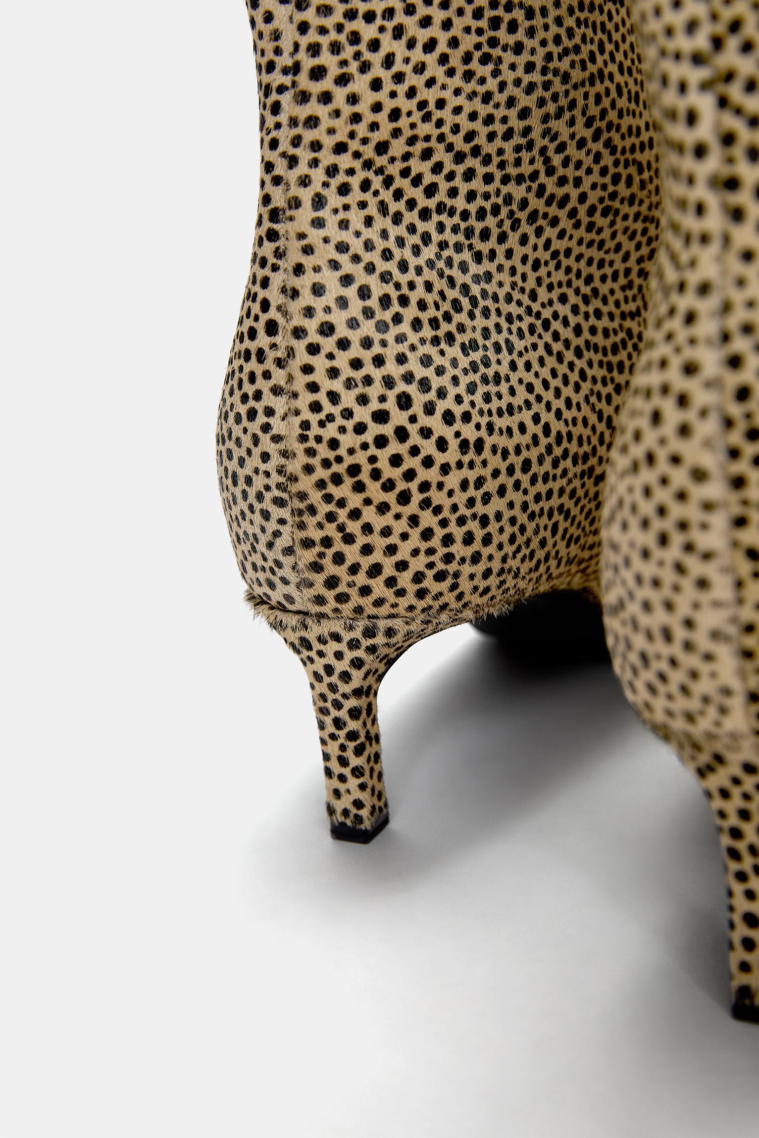 Animal print leather high-heel ankle boots Product Image
