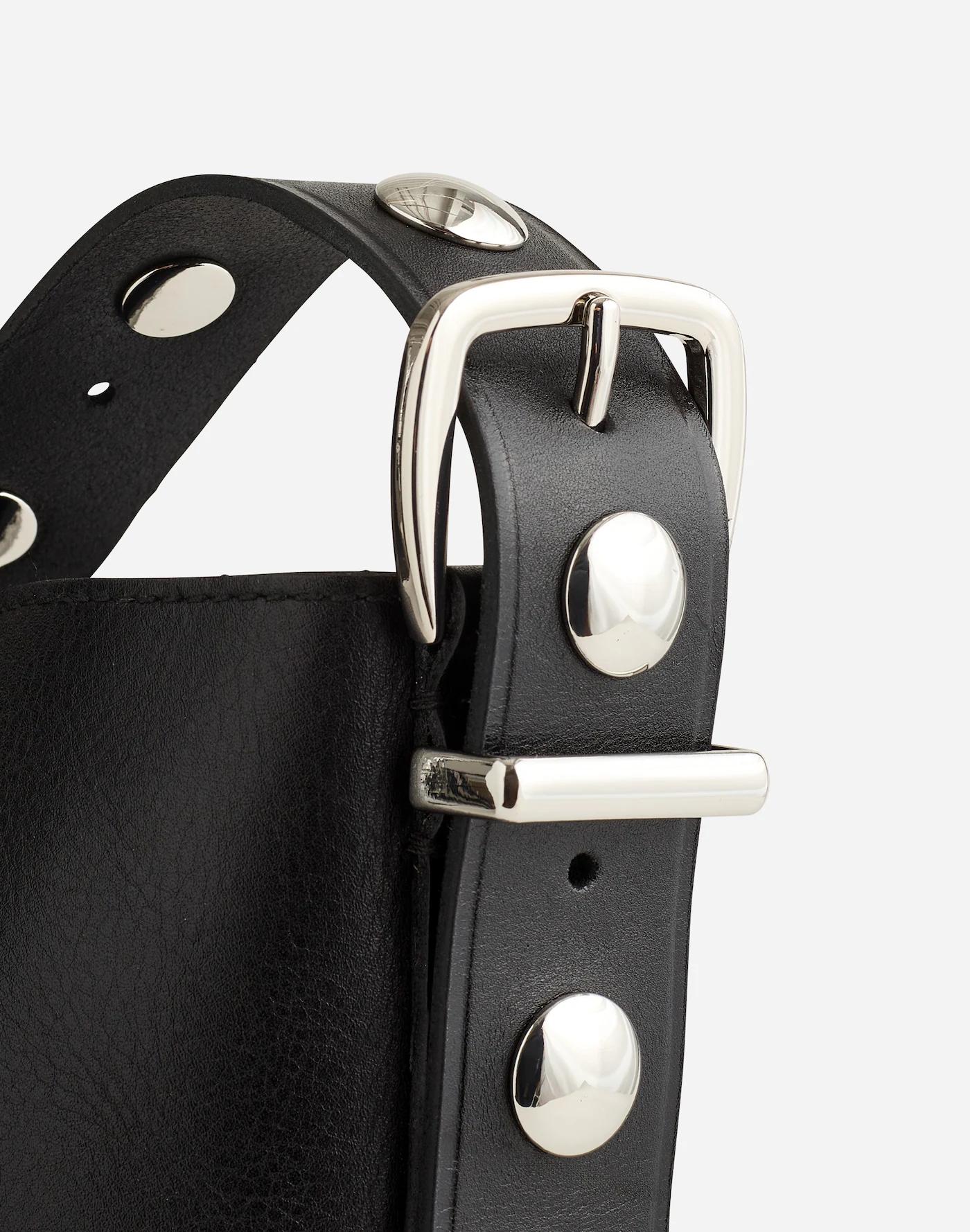 The Essential Medium Bucket Tote Product Image