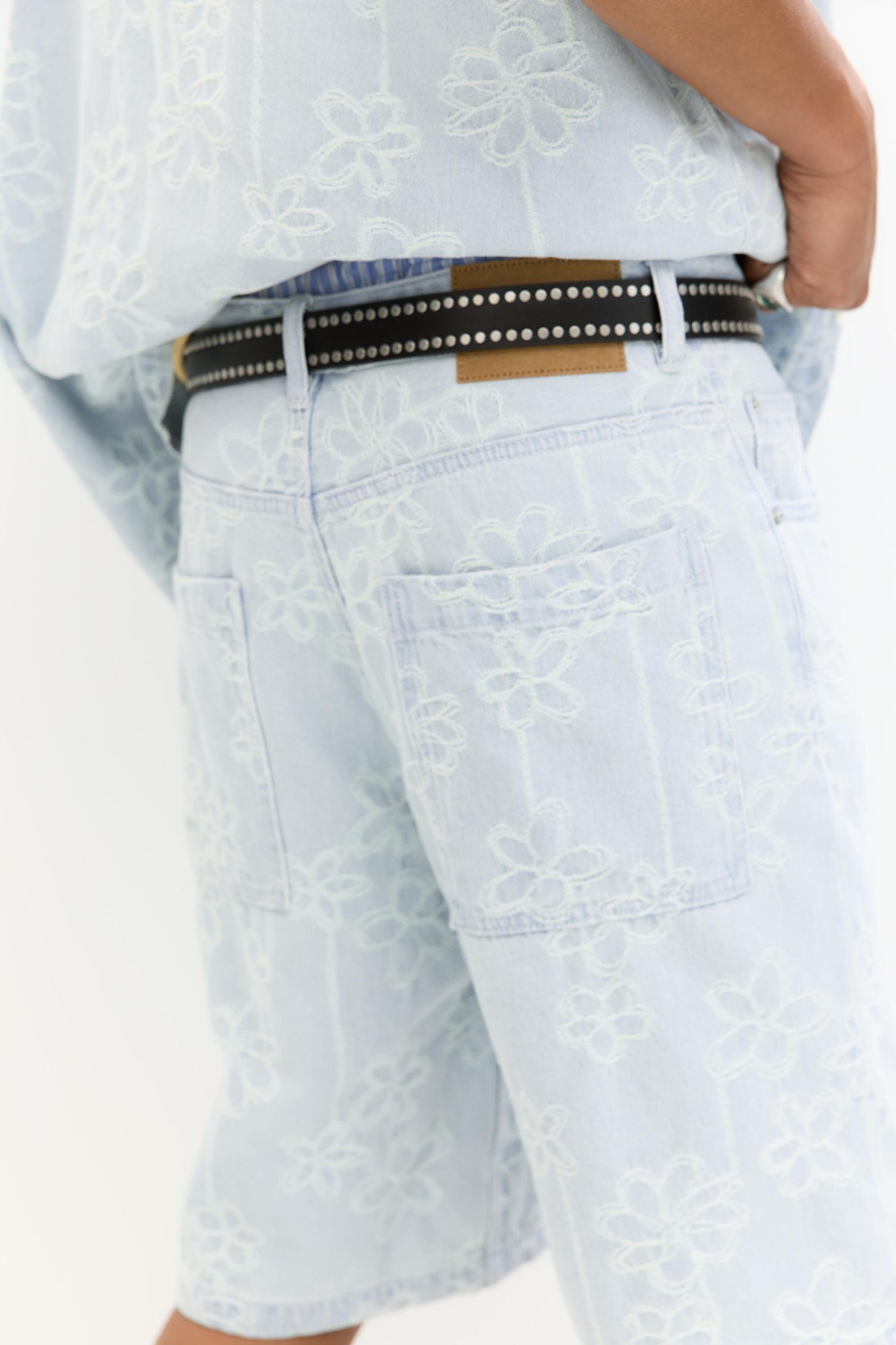 Baggy floral denim Bermuda shorts Product Image