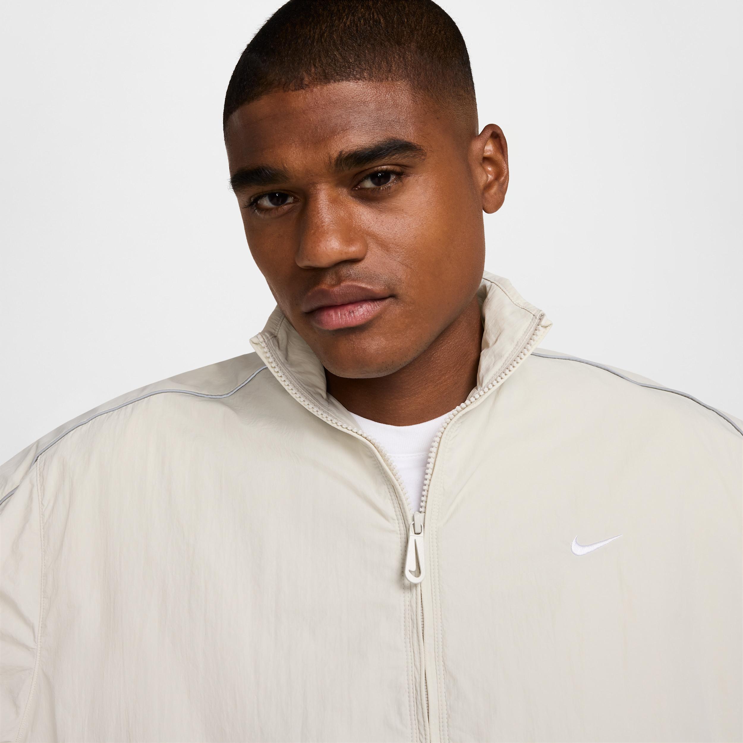 Mens Nike Sportswear Solo Swoosh Woven Track Jacket | FB8622-072 Product Image