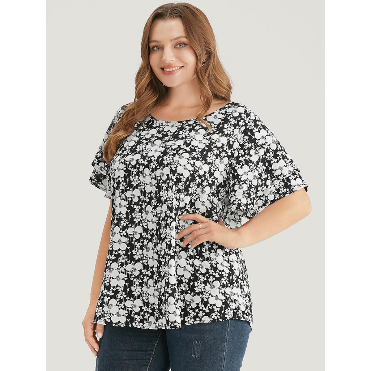 Plus Size BlackFlower Ditsy Floral Tiered Sleeve Round Neck Ruffle Blouse Women Elegant Short sleeve Round Neck Dailywear Blouses BloomChic 22-24/3X Product Image